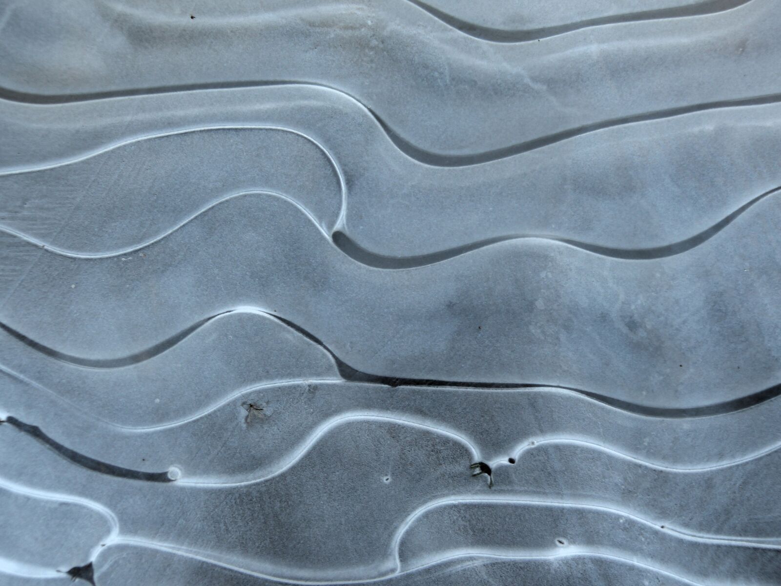 Panasonic Lumix DMC-FZ150 sample photo. Ice, lines, frozen photography