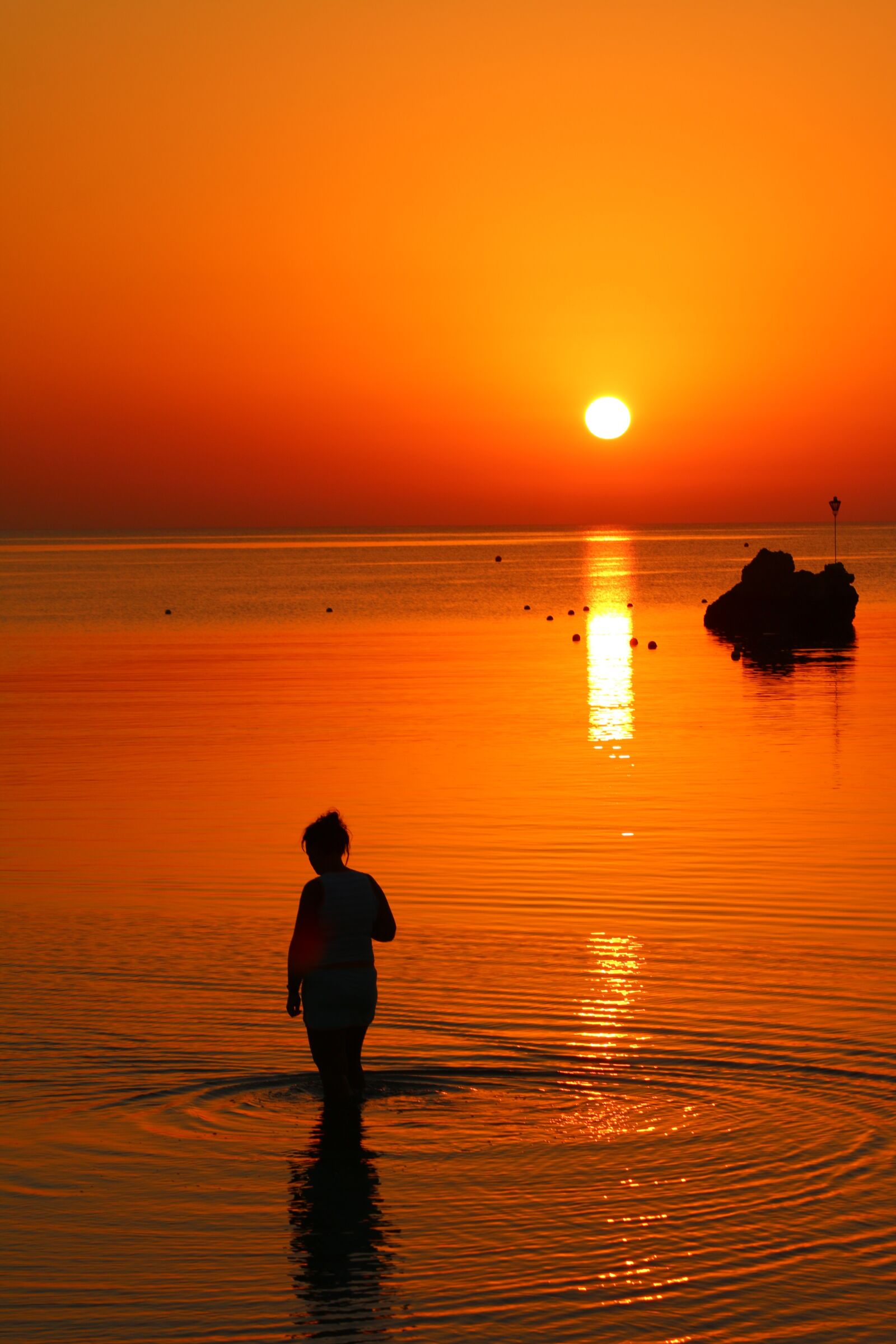 Canon EF75-300mm f/4-5.6 sample photo. Sunrise, sea, ocean photography