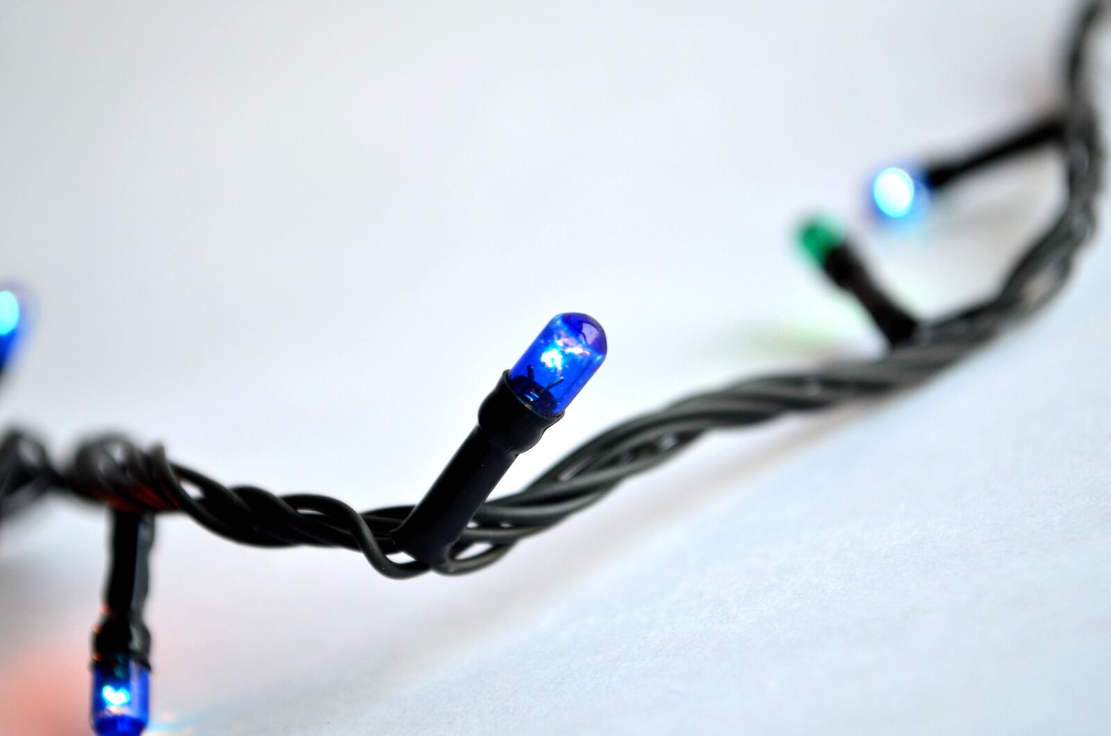Nikon D5100 sample photo. Light, wire, light, light photography
