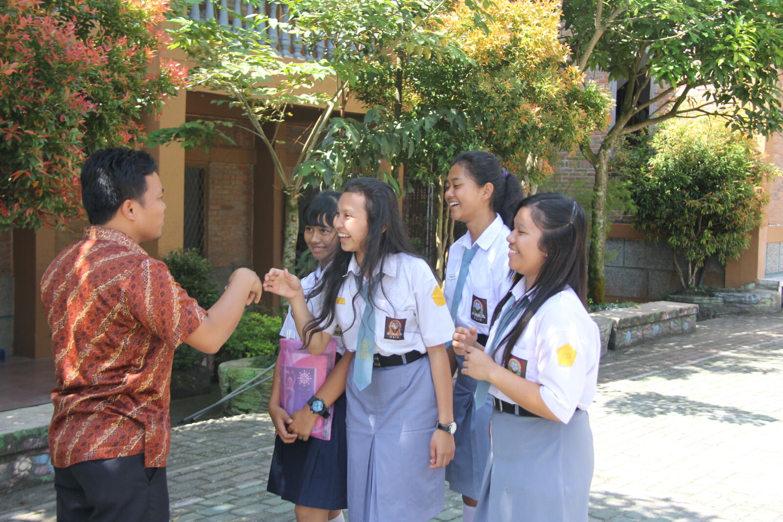 Canon EF-S 18-200mm F3.5-5.6 IS sample photo. Ananta, bangun, bandar, baru photography