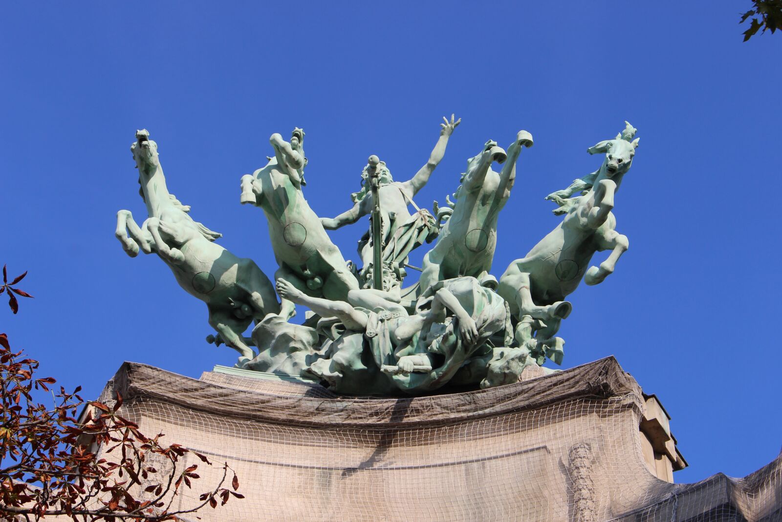 Canon EOS 700D (EOS Rebel T5i / EOS Kiss X7i) sample photo. Paris, grand palace, sculpture photography
