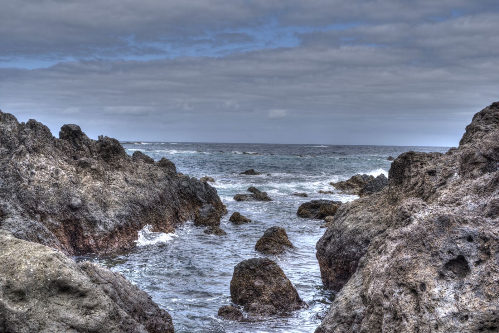 Nikon D3300 sample photo. Sea, rocks, sky photography