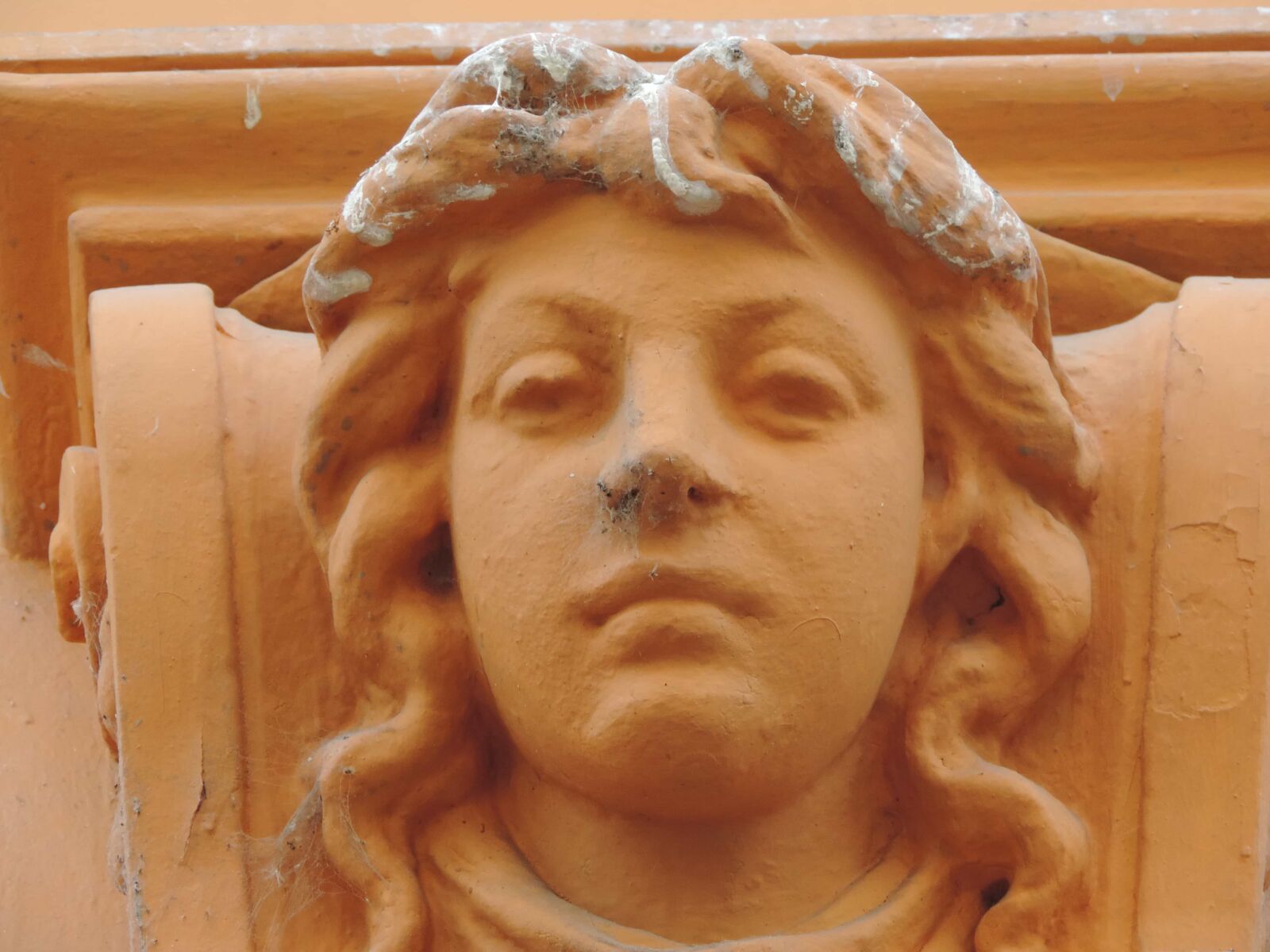 Nikon Coolpix P520 sample photo. Baroque, face, heritage, sculpture photography