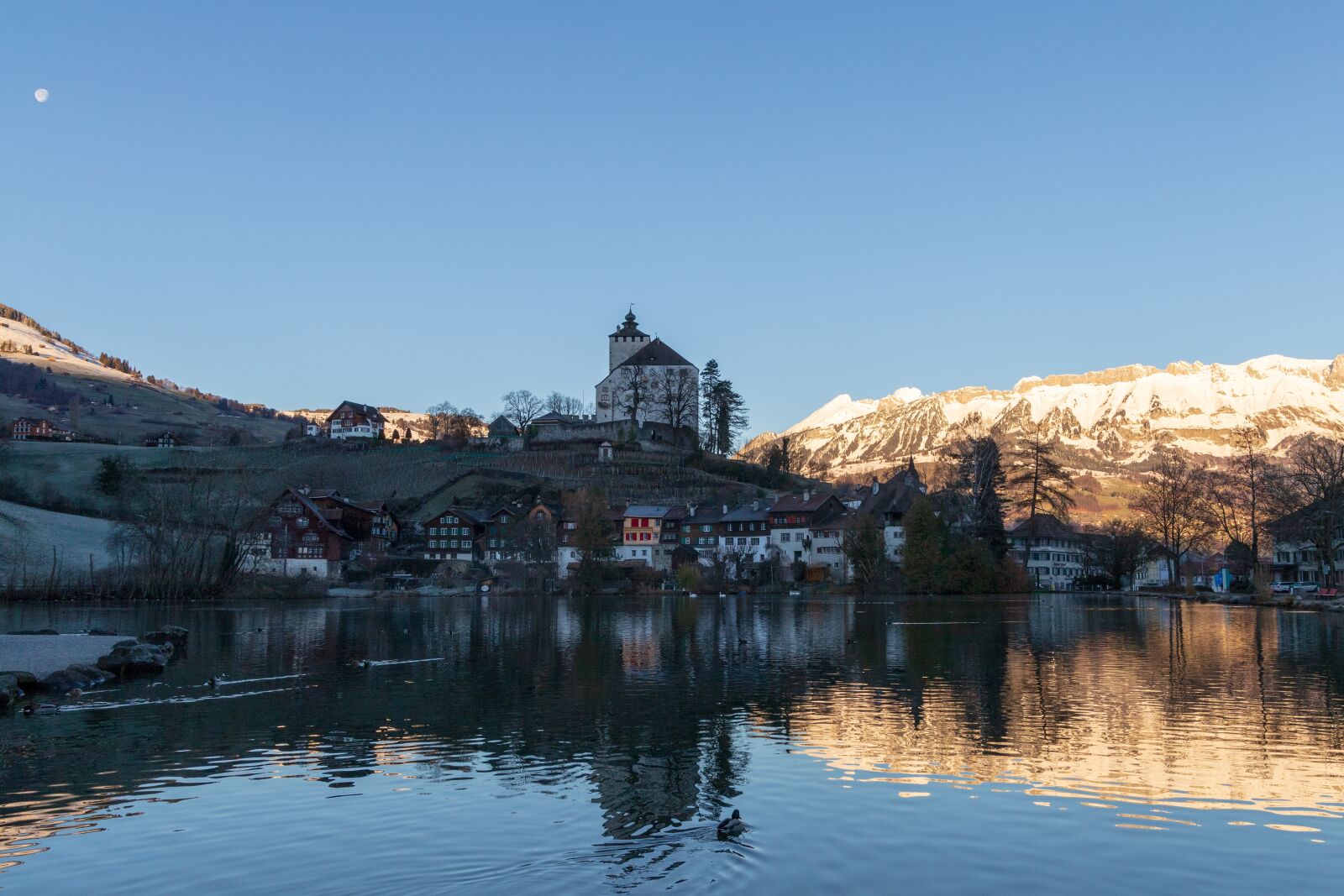 Canon EOS 6D Mark II sample photo. Be mountain, lake, castle photography