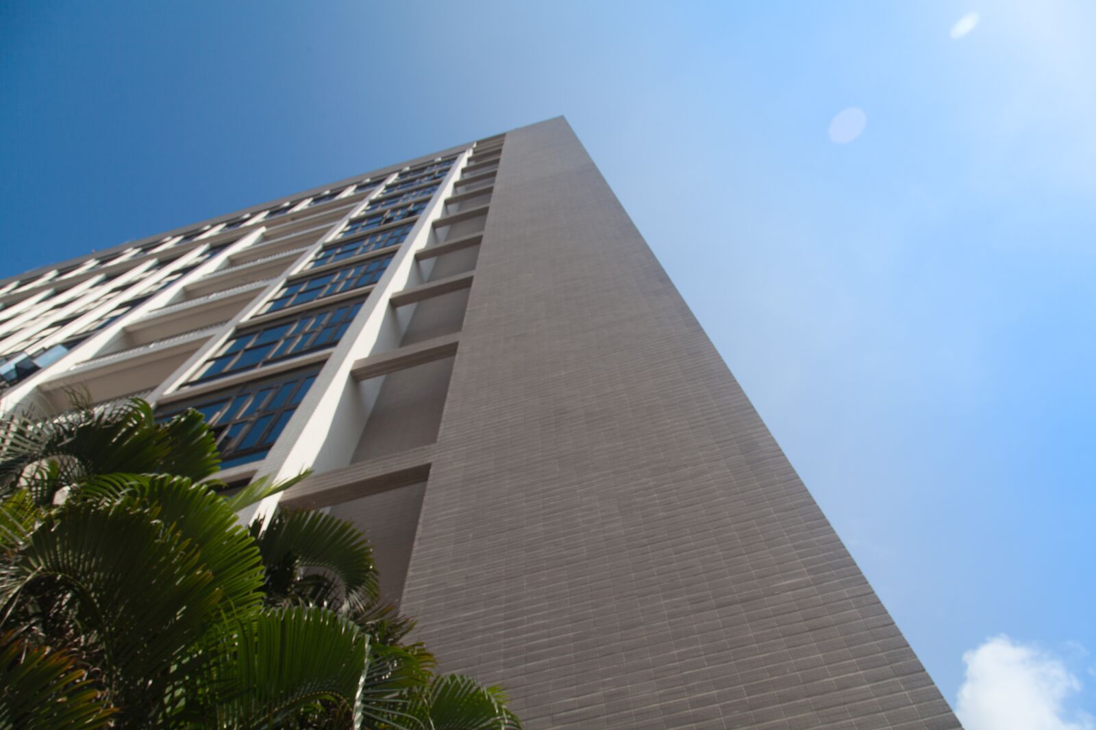 Canon EOS 5D Mark II sample photo. Building, blue sky, vitality photography