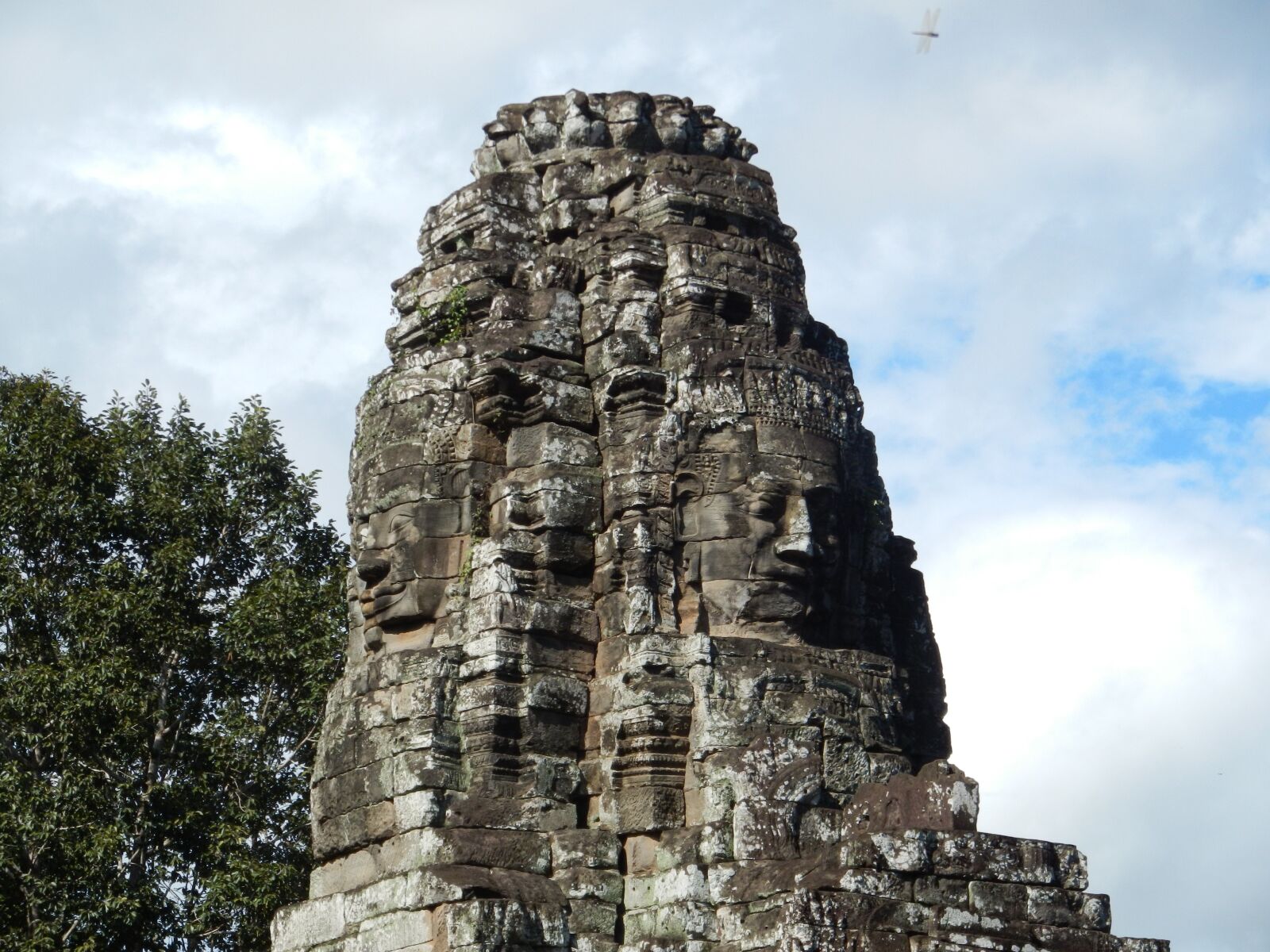 Nikon Coolpix S800c sample photo. Angkor thom, siem reap photography