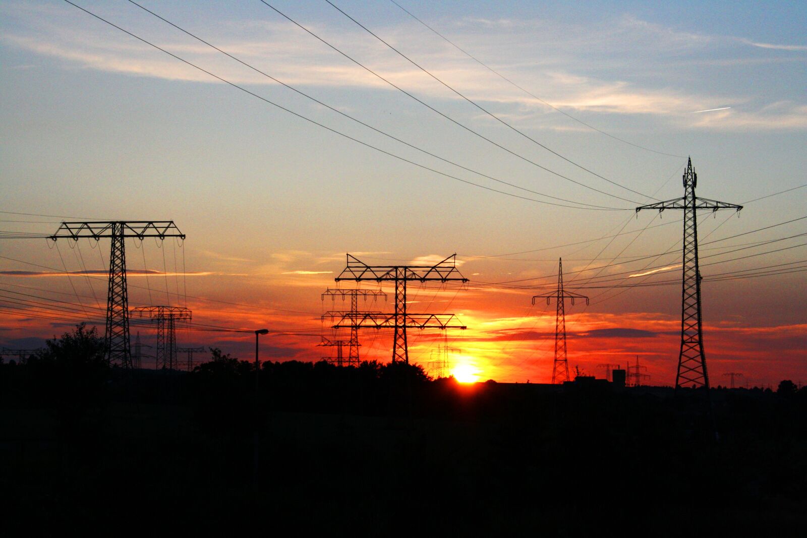 Canon EOS 1000D (EOS Digital Rebel XS / EOS Kiss F) sample photo. Electricity, industry, energy photography