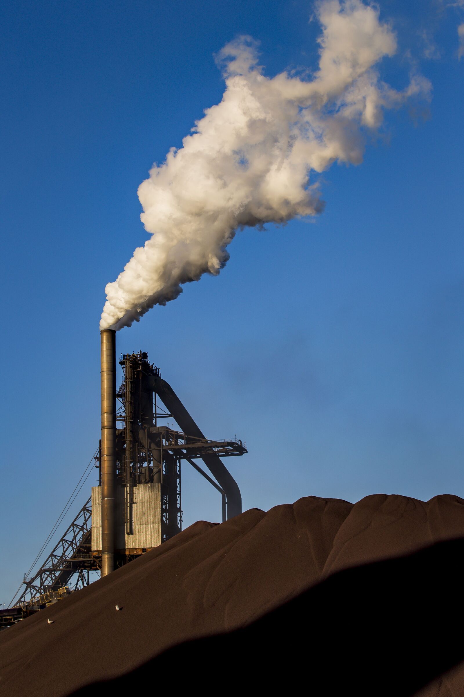 Canon EOS 6D sample photo. Industrial, stack, smoke photography