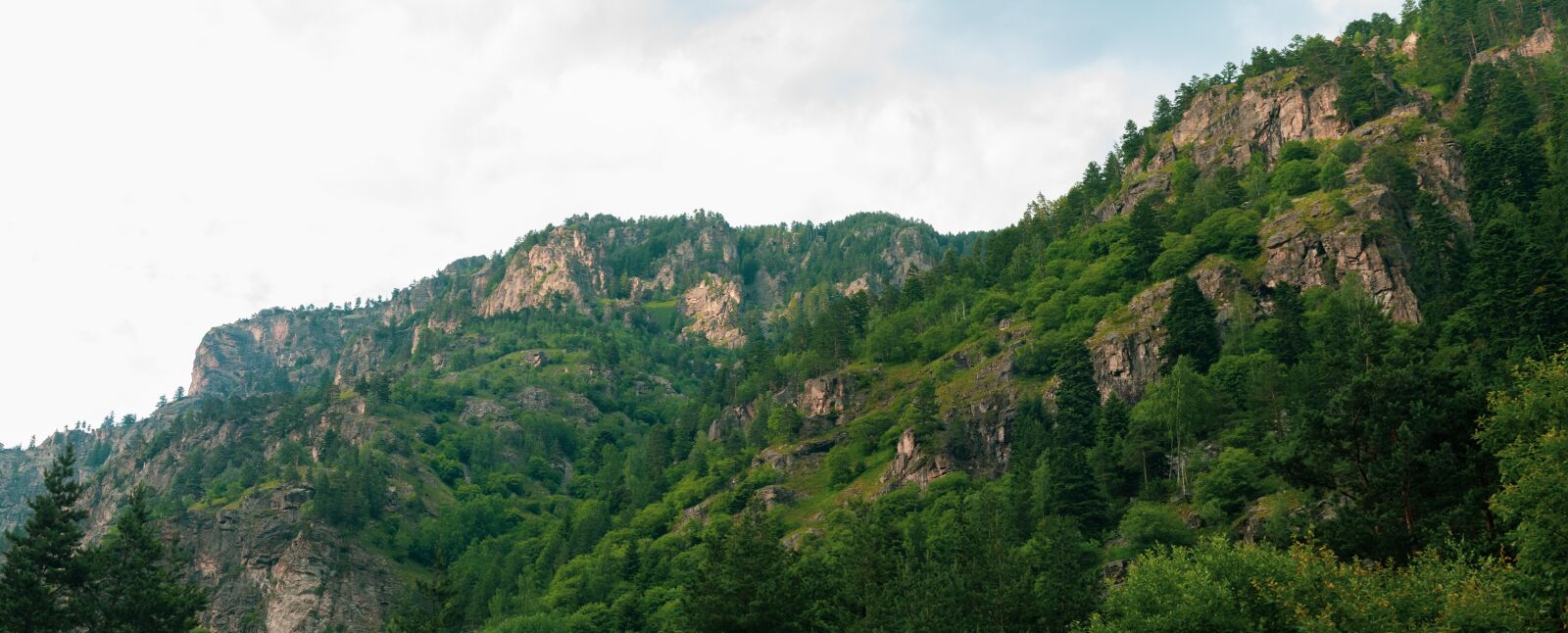 Nikon D200 sample photo. Mountains, panorama, rock photography