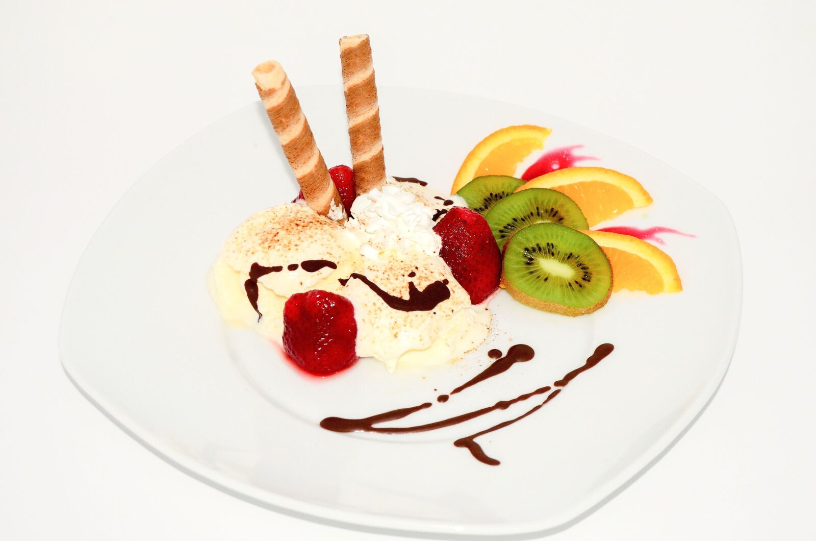 Nikon D5100 sample photo. Kiwi, orange, ice cream photography