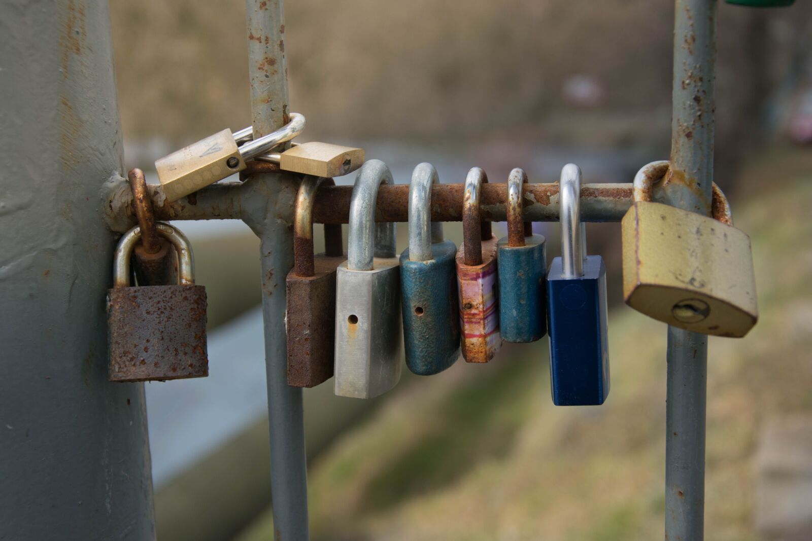 Nikon D3300 sample photo. Castle, locks, locked photography