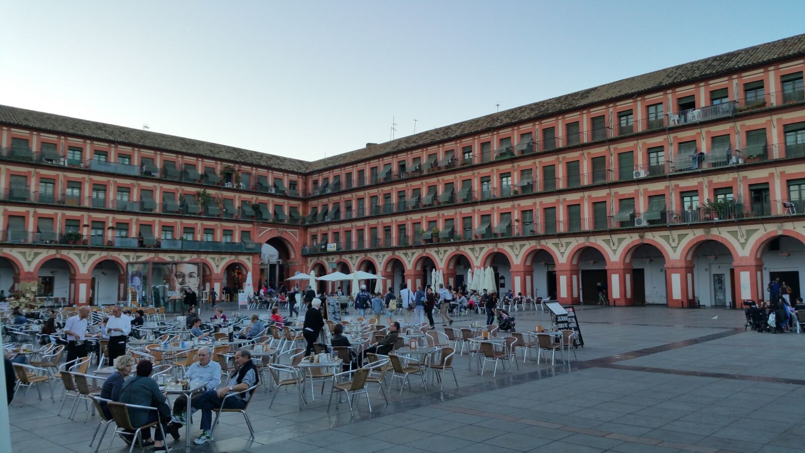 Samsung Galaxy Note4 sample photo. Plaza de la corredera photography