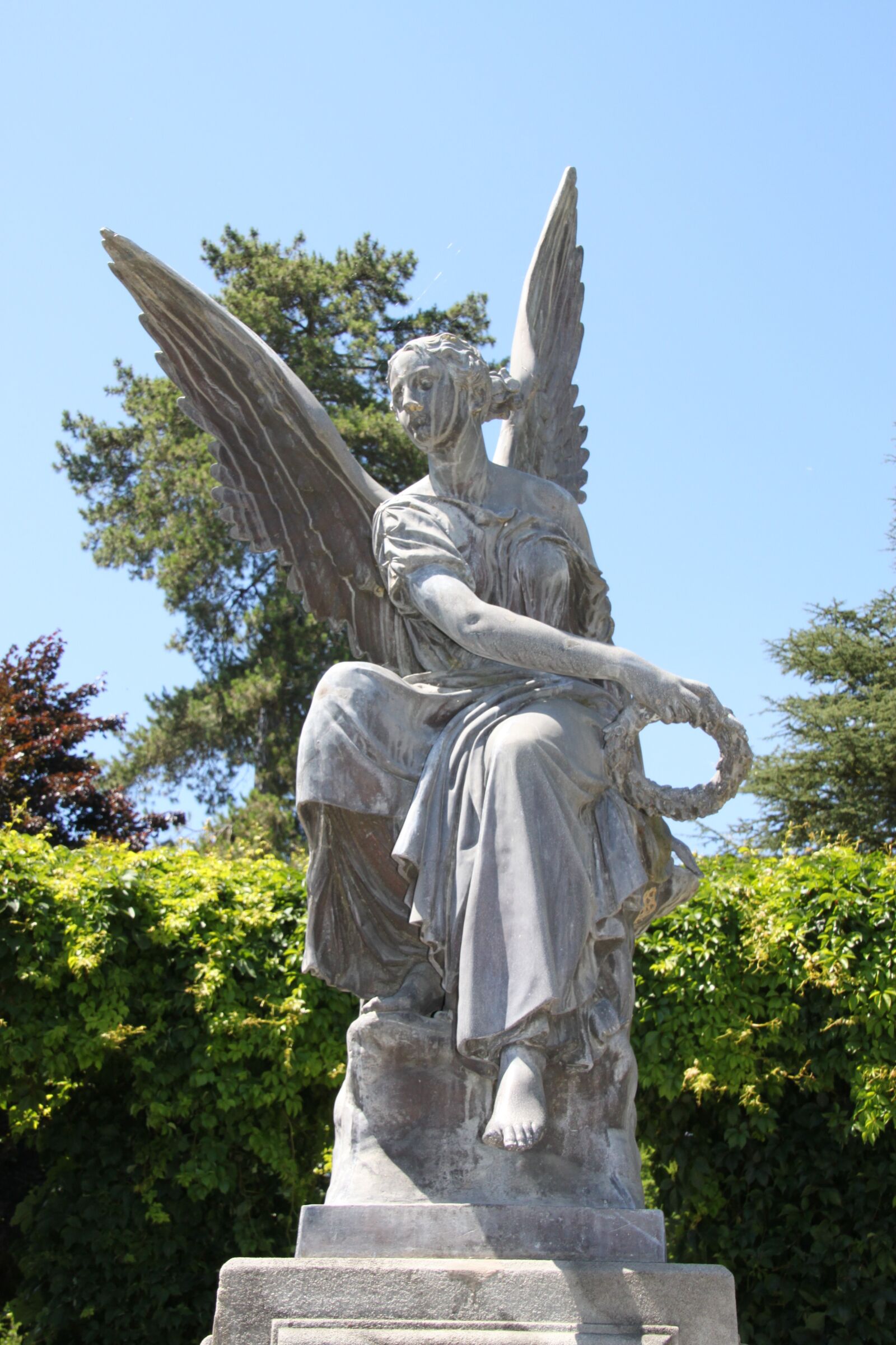 Canon EOS 500D (EOS Rebel T1i / EOS Kiss X3) sample photo. Angel, statue, figure photography