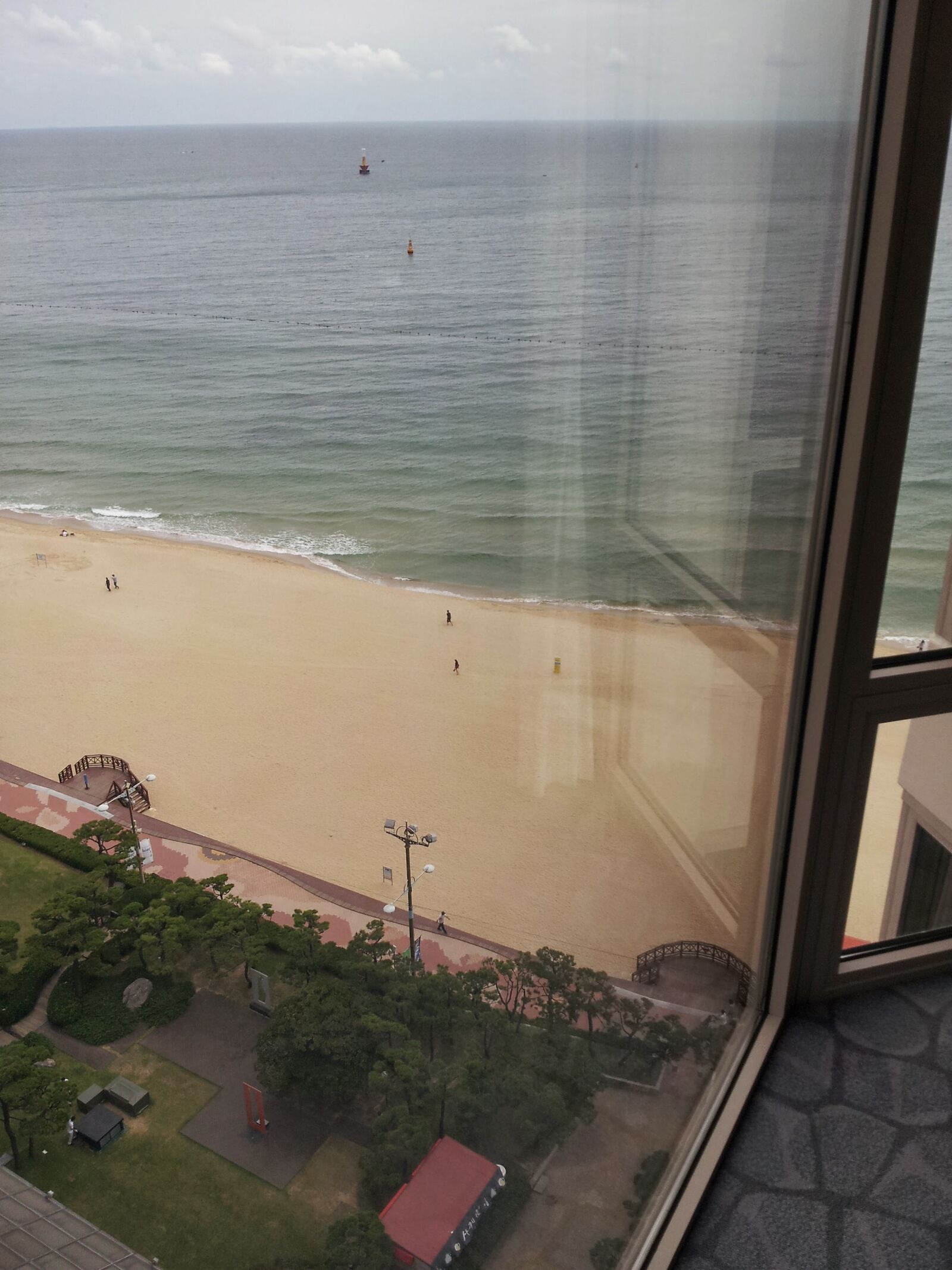 Samsung Galaxy S2 sample photo. Sea, landscape, window photography