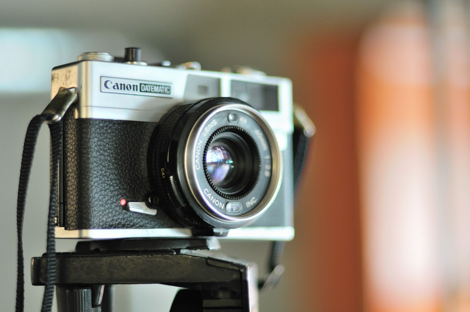 Nikon D300 sample photo. Camera, props, lens photography