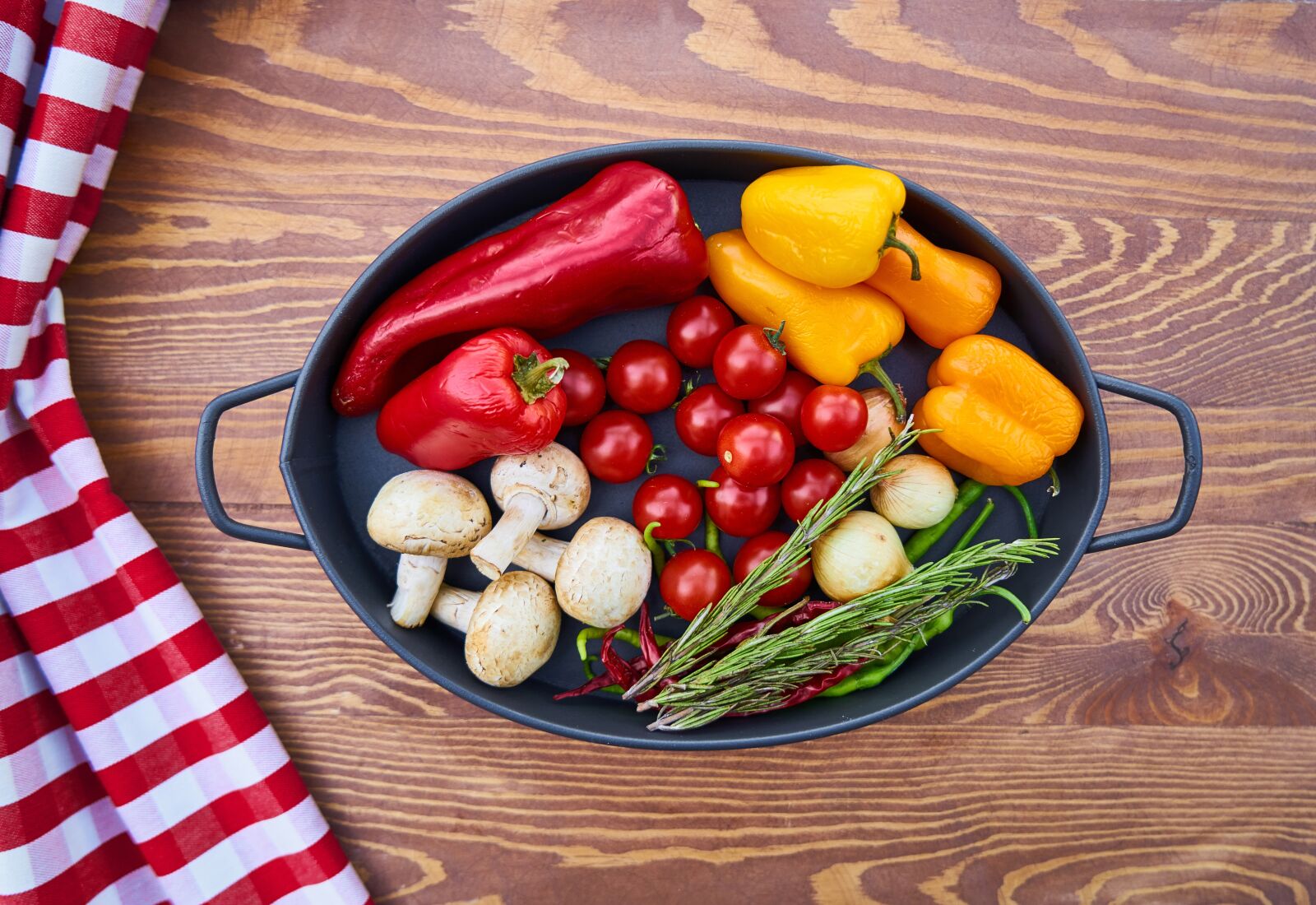 Sony a7R II sample photo. Vegetables, onion, pepper photography