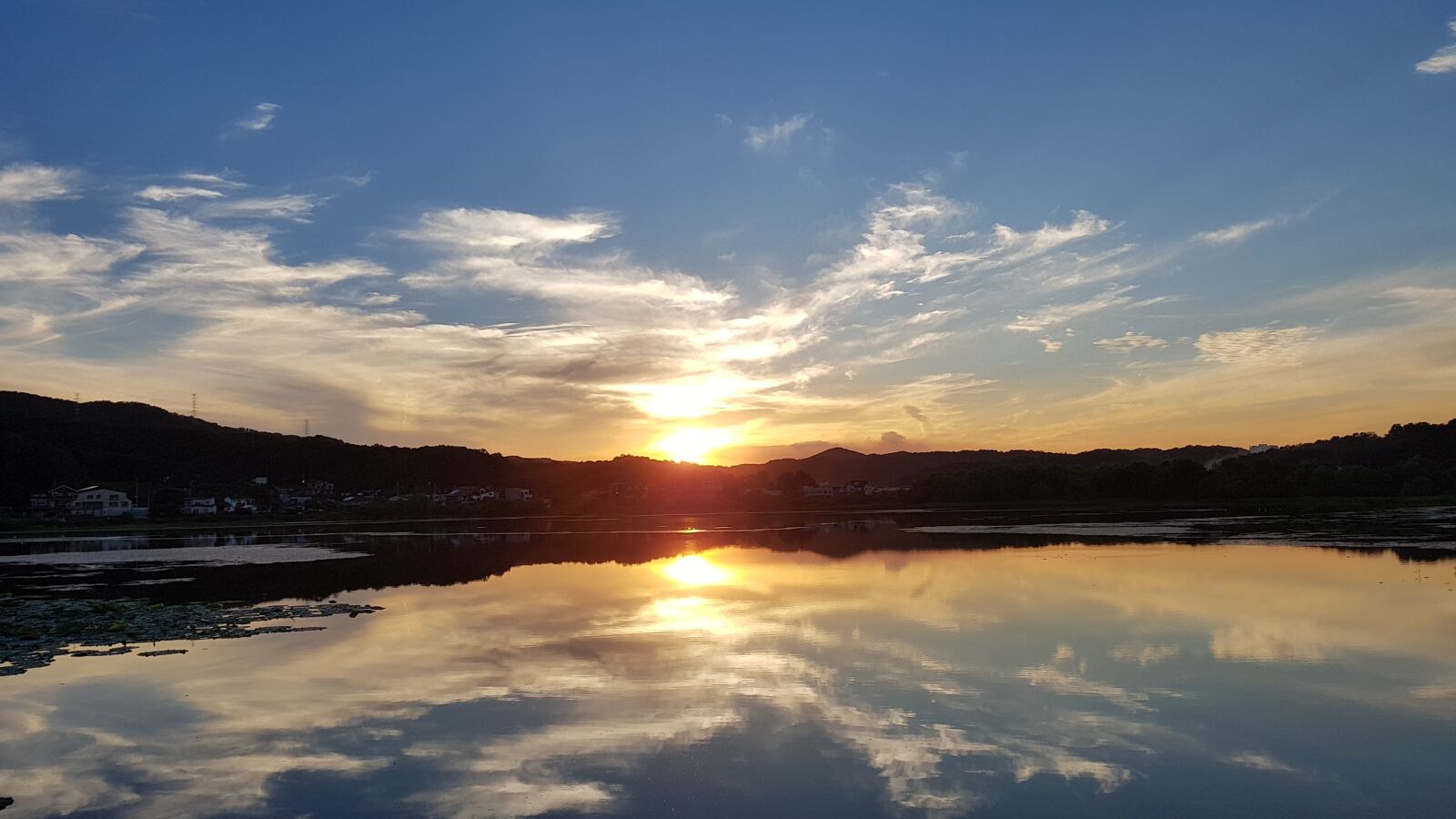 Samsung Galaxy S7 Edge sample photo. Glow, lake, sunset photography