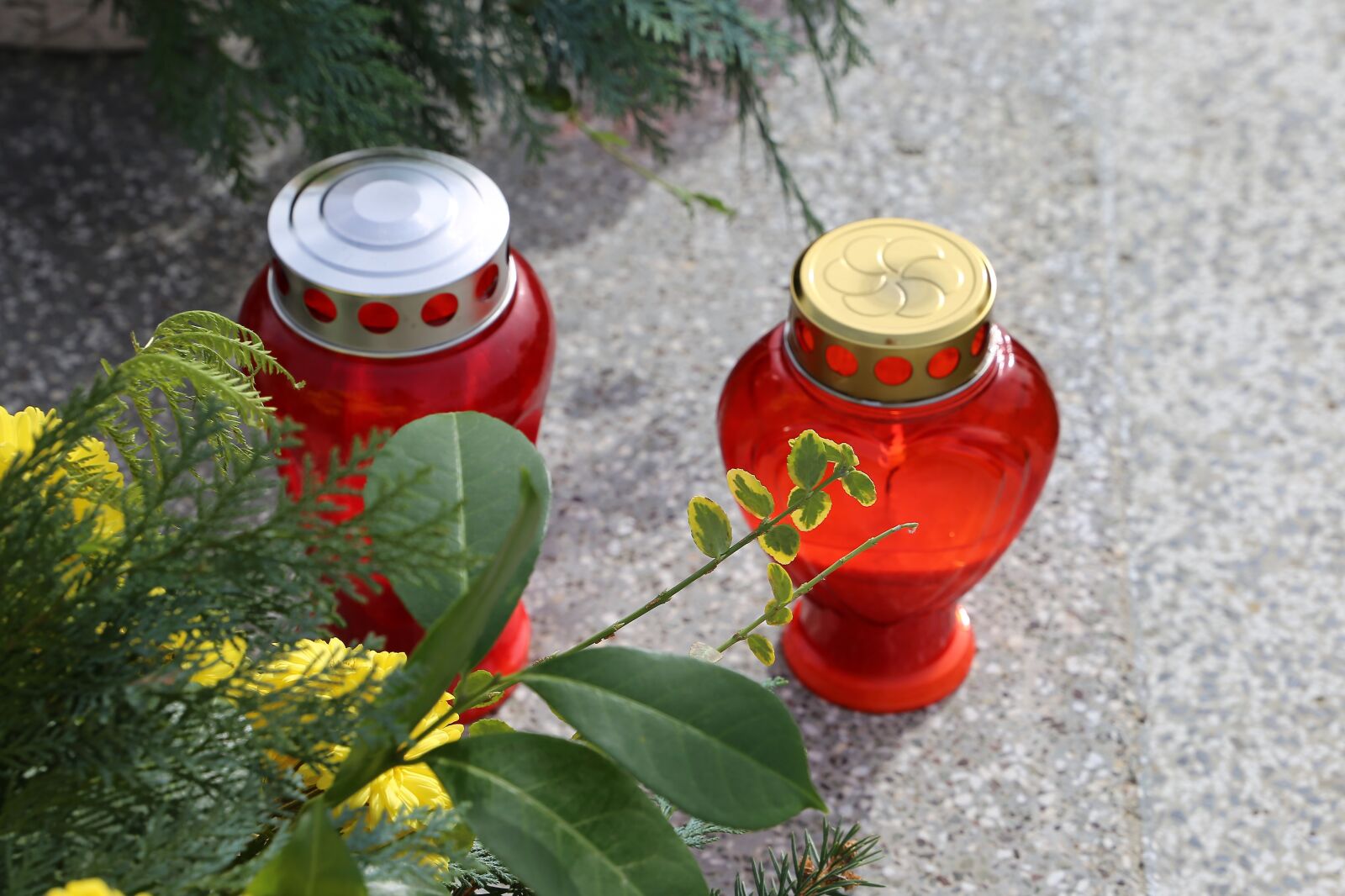Canon EF 24-105mm F3.5-5.6 IS STM sample photo. All saints, red candles photography