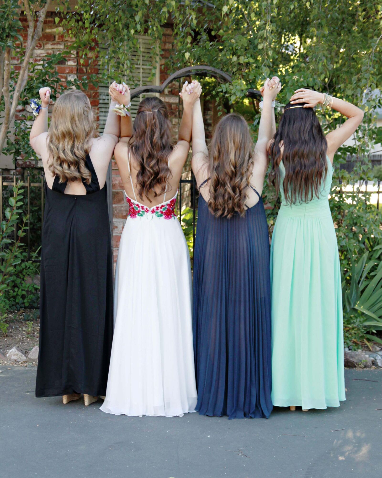 Canon EOS 5D Mark II sample photo. Prom, dress, seniors photography