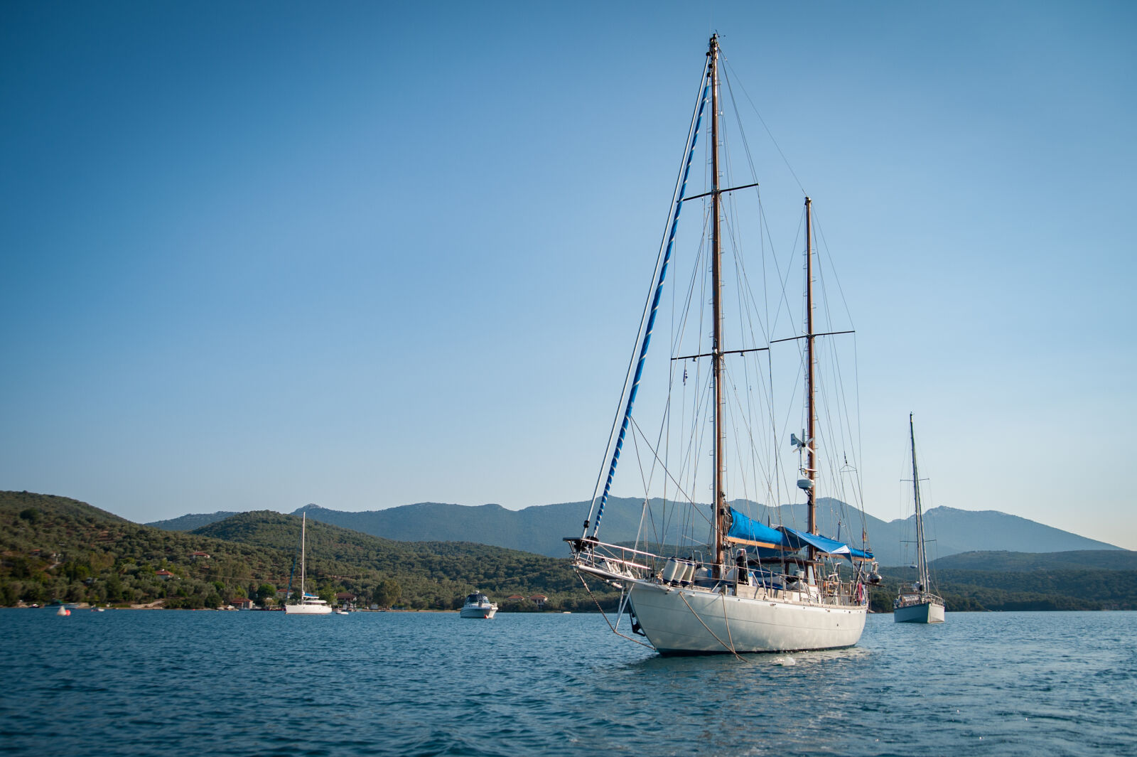 Nikon D700 sample photo. Blue, sky, boat, greece photography