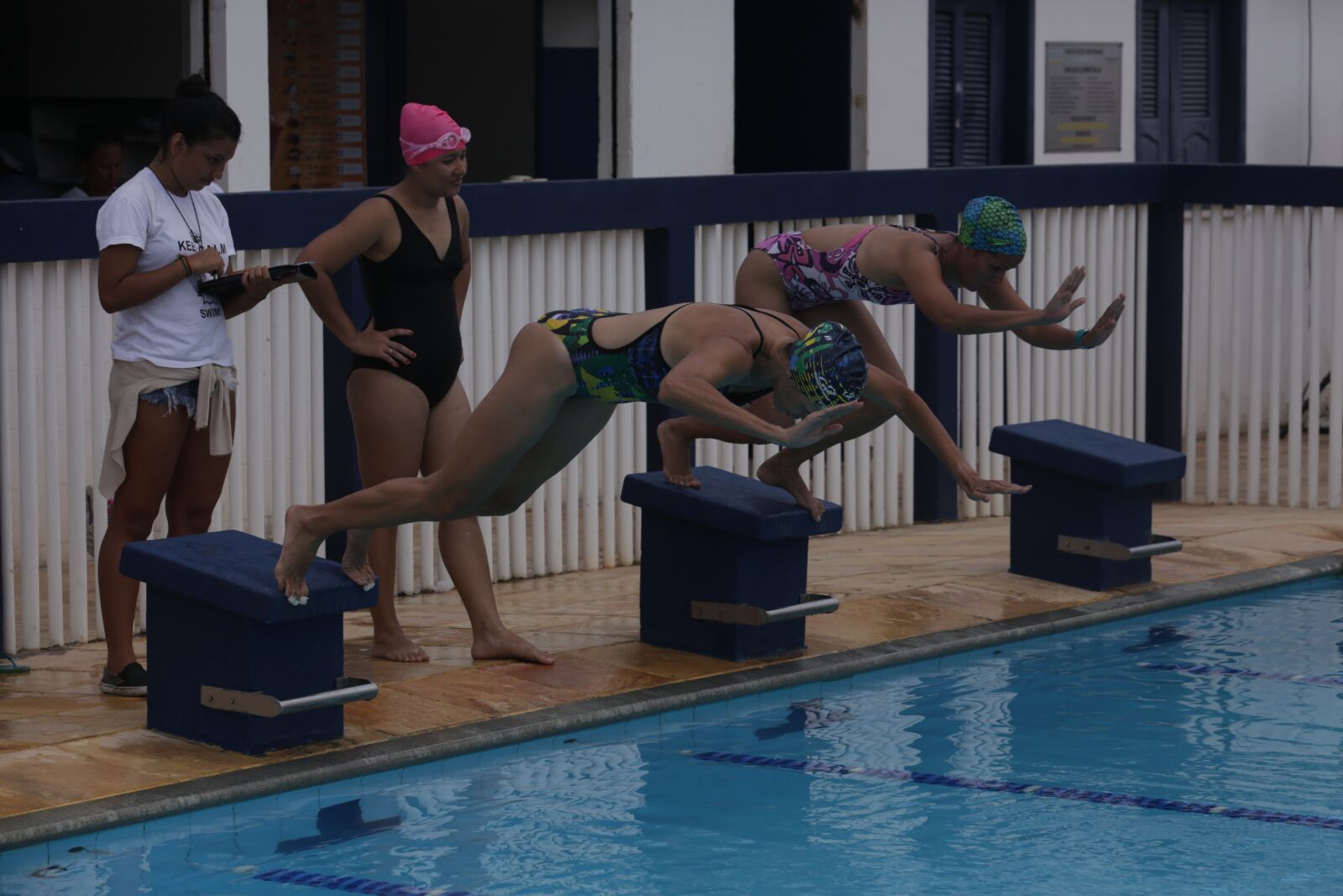 Canon EF 70-200mm F2.8L IS II USM sample photo. Swimming, goal, pool photography