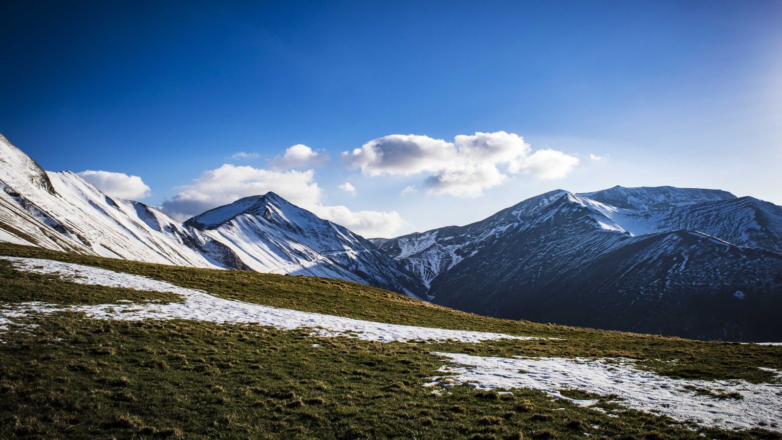 Nikon D3200 sample photo. Adventure, blue, climb, clouds photography