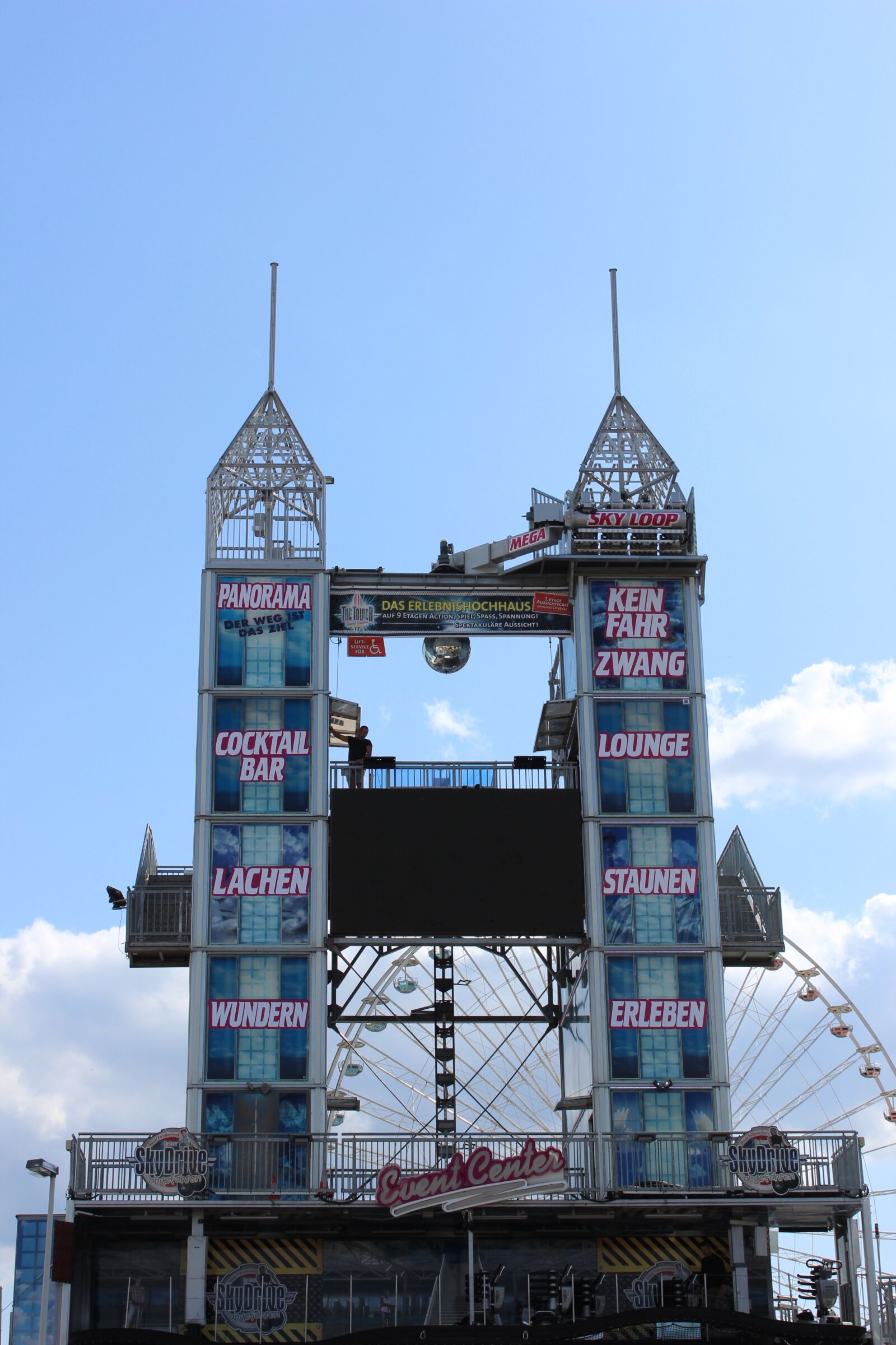 Canon EOS 600D (Rebel EOS T3i / EOS Kiss X5) sample photo. Is backed up, bonn photography