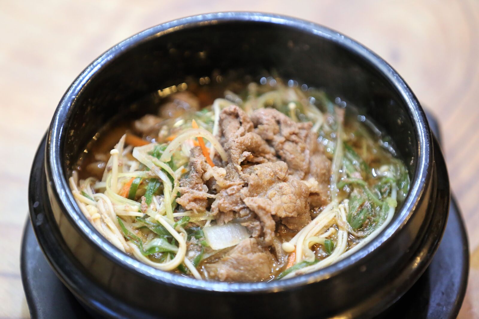 Canon EOS 5D Mark III sample photo. Pot, bulgogi, pot roast photography