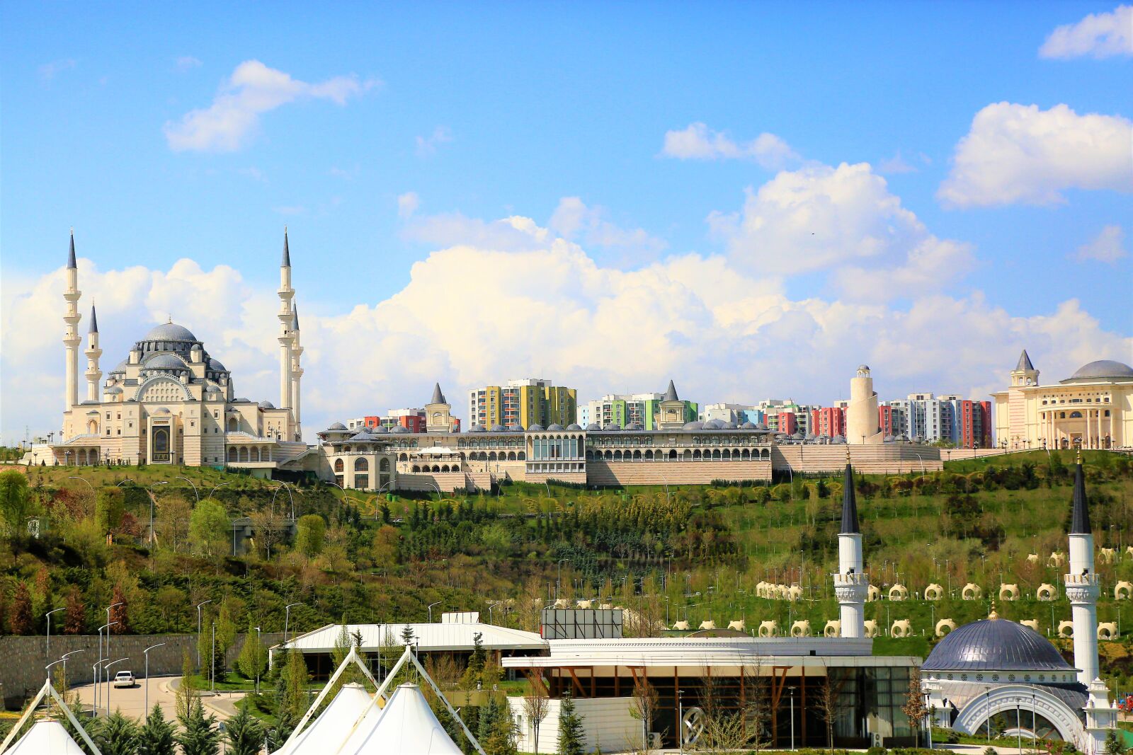 Canon EOS 5D Mark III sample photo. Cami, minaret, dome photography