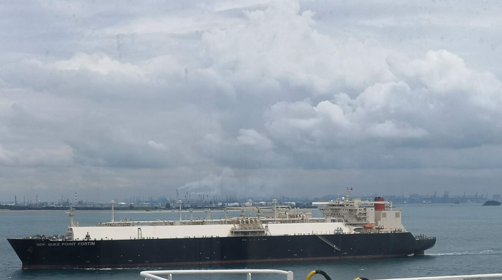 HUAWEI P20 sample photo. Singapore straits, lng, navaudit photography