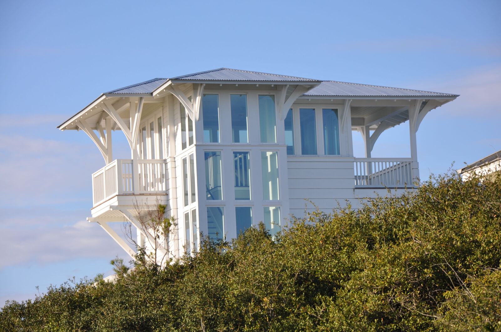 Nikon D90 sample photo. Beach house, modern architecture photography