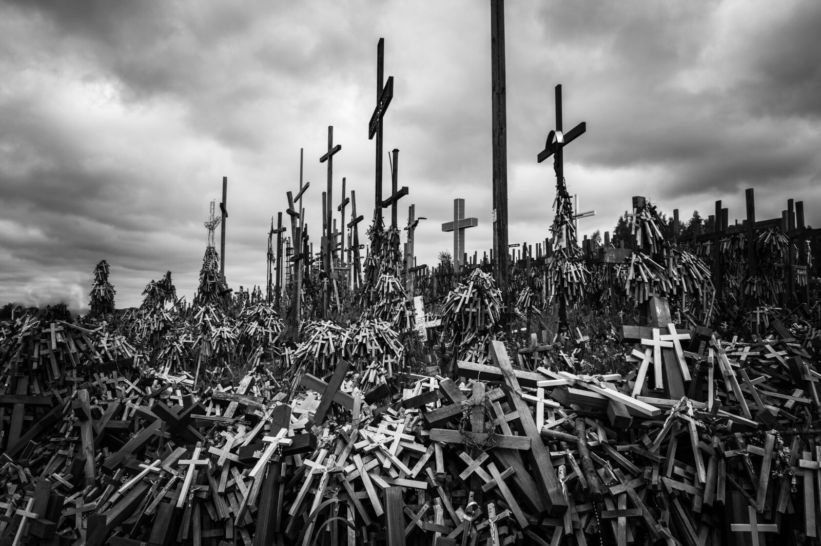 Nikon D3200 sample photo. Mountain, cross, crosses photography