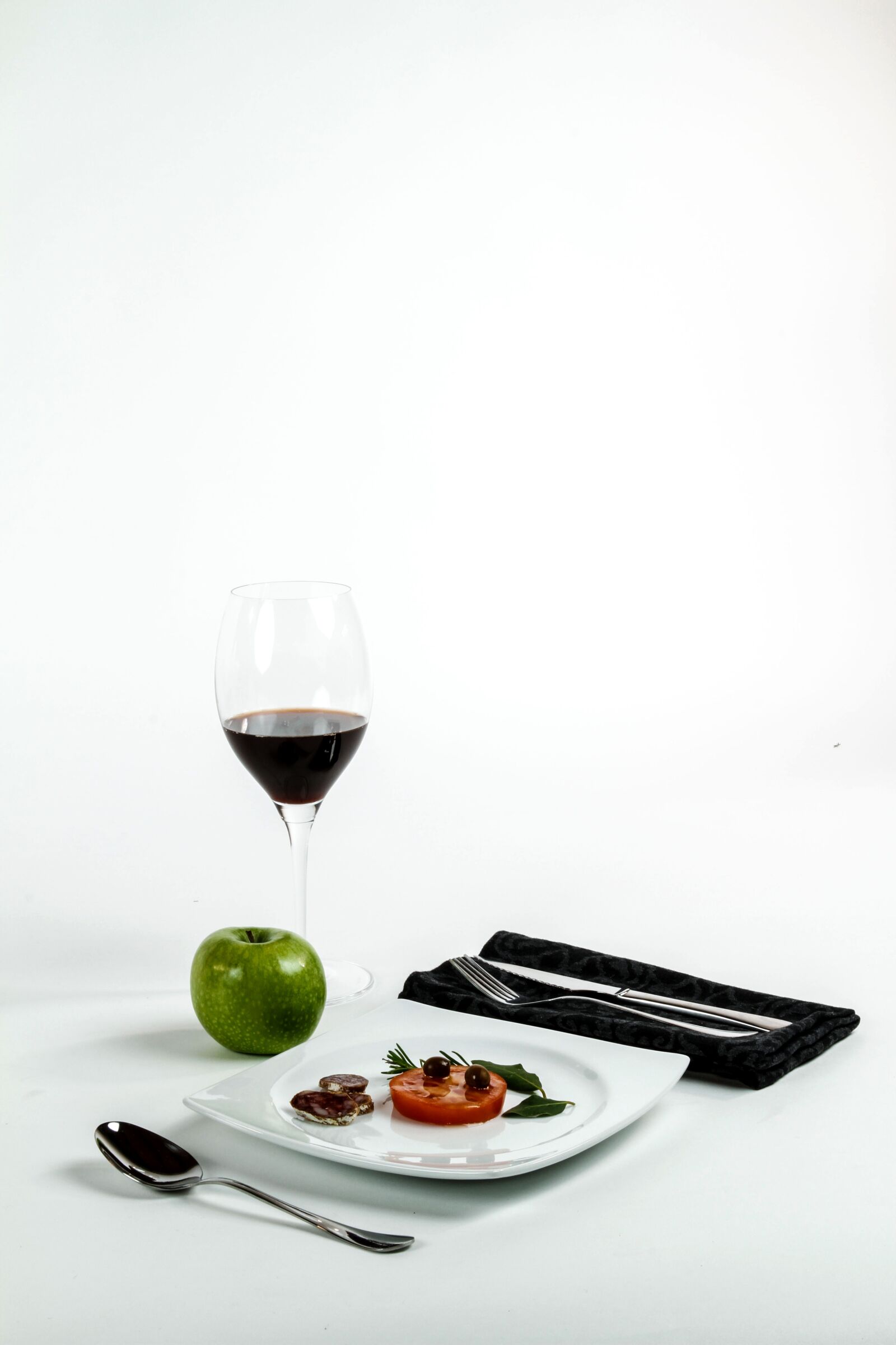 Canon EOS 7D + Canon EF 24-70mm F2.8L USM sample photo. Still life, oil, tomatoes photography