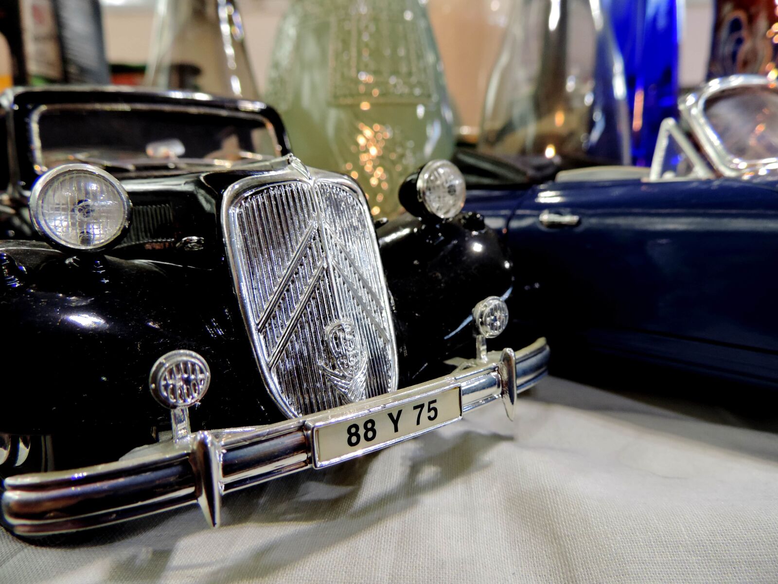 Nikon Coolpix P520 sample photo. Old style, toys, toyshop photography