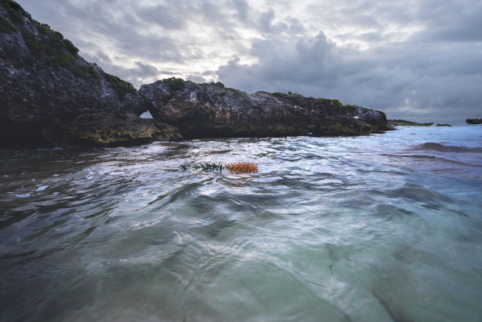 Sony a7 II + Sony Vario-Tessar T* FE 16-35mm F4 ZA OSS sample photo. Rocky, cliff, near, calm photography