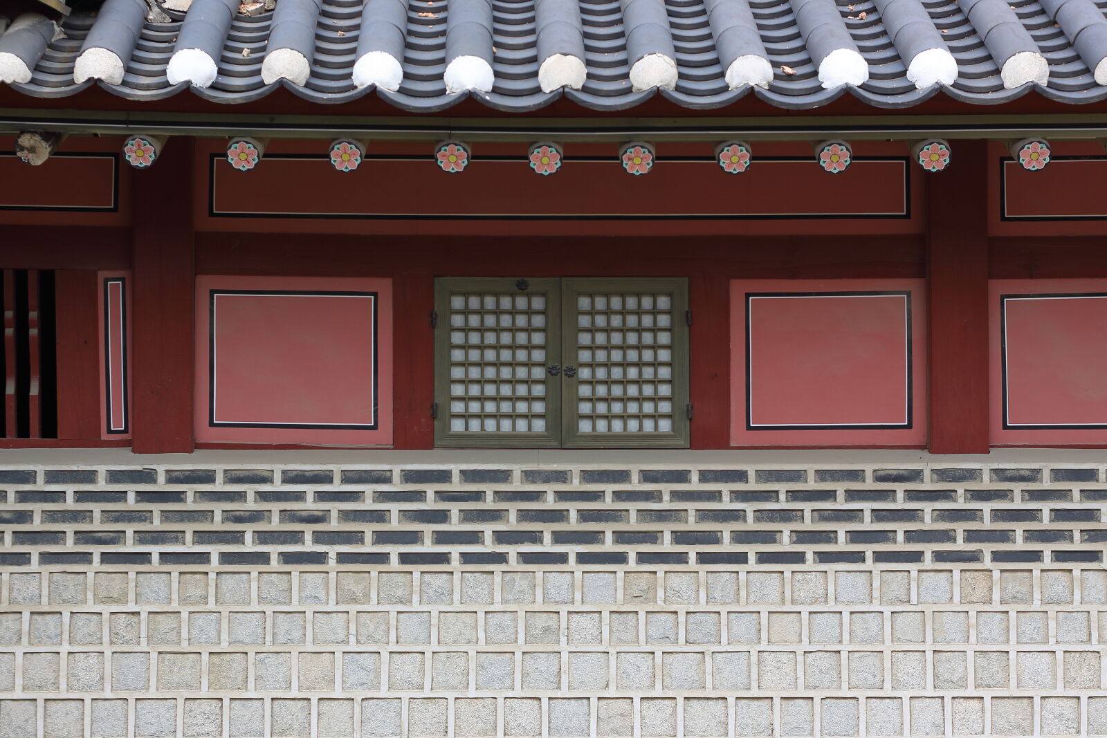 Canon EOS 50D sample photo. Window of korean palace photography