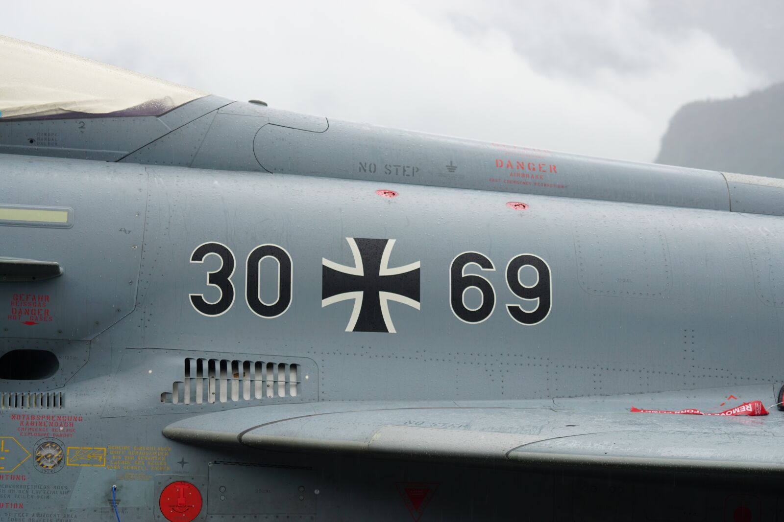 Sony ILCA-77M2 + Sony 70-400mm F4-5.6 G SSM sample photo. Aircraft, fighter jet, fighter photography