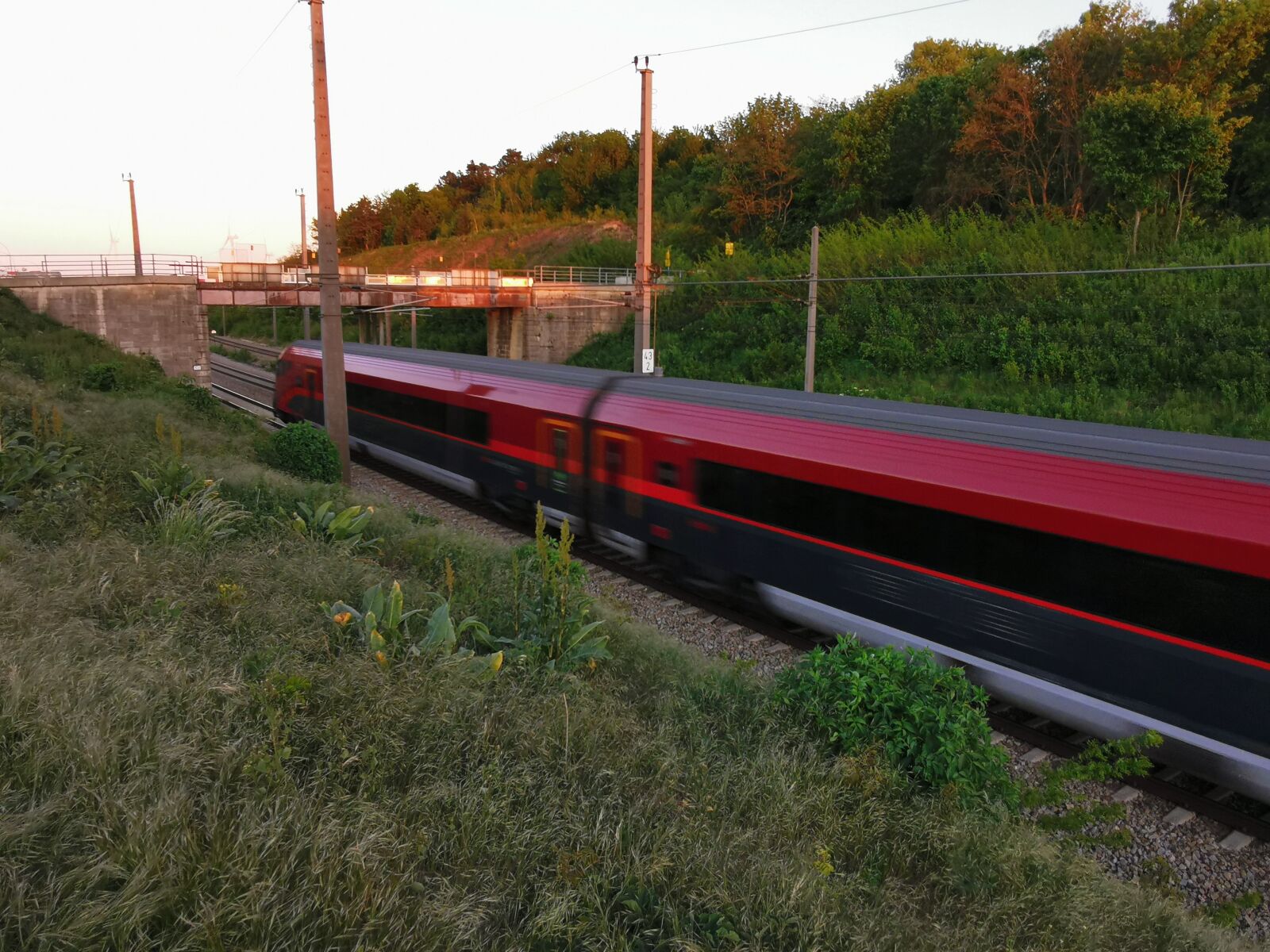 HUAWEI P30 sample photo. Train, oebb, öbb photography