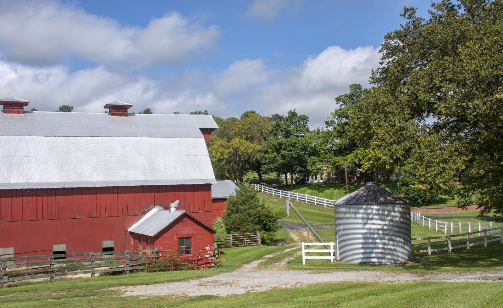 Nikon D850 sample photo. Farm, barn, nature photography