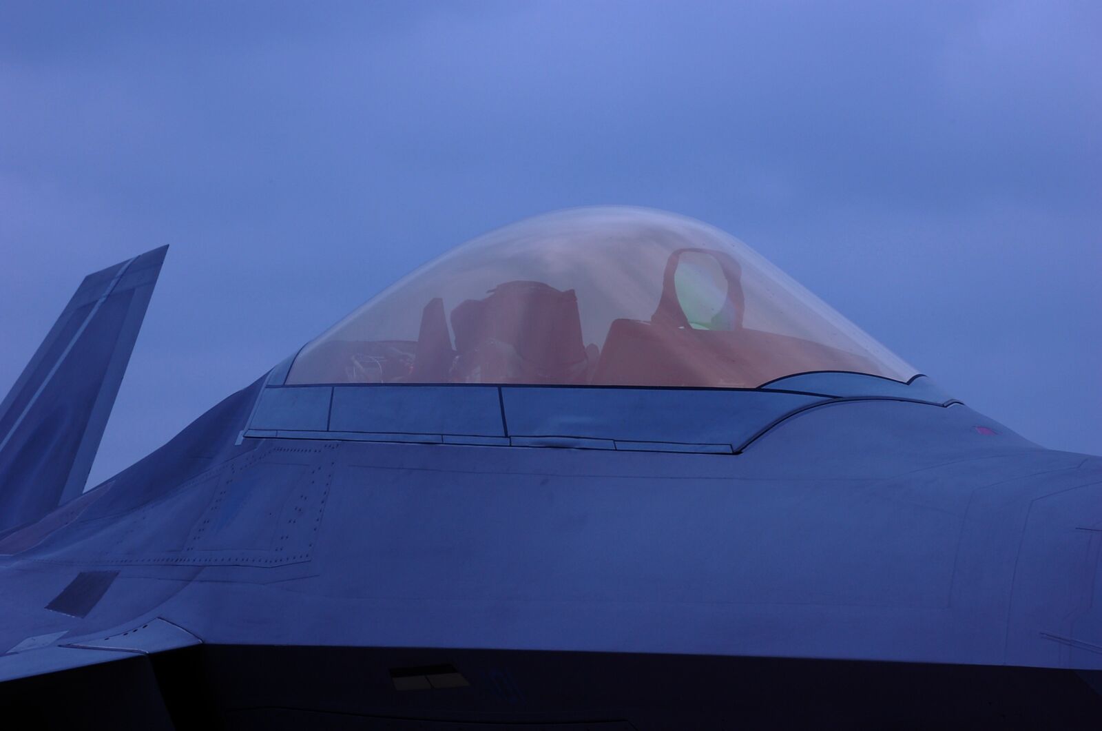 Nikon D40 sample photo. F-22, jet, fighter photography