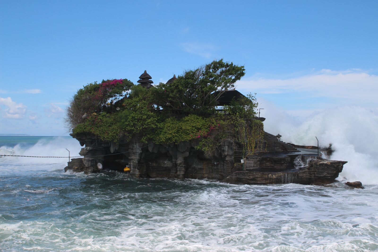 Canon EOS 700D (EOS Rebel T5i / EOS Kiss X7i) sample photo. Tanah lot, bali, tourism photography