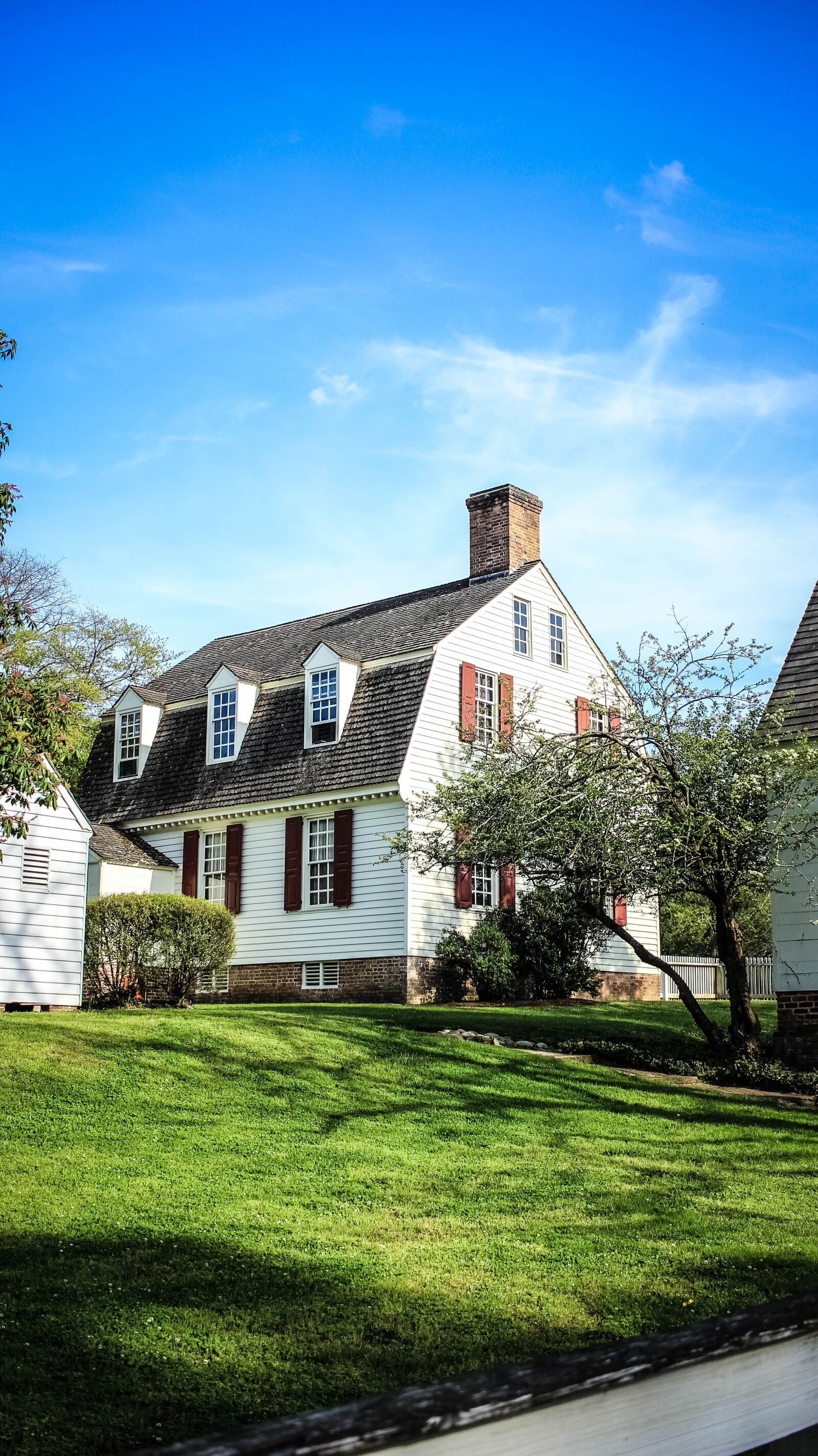 Canon EF-S 24mm F2.8 STM sample photo. House, virginia, southern photography