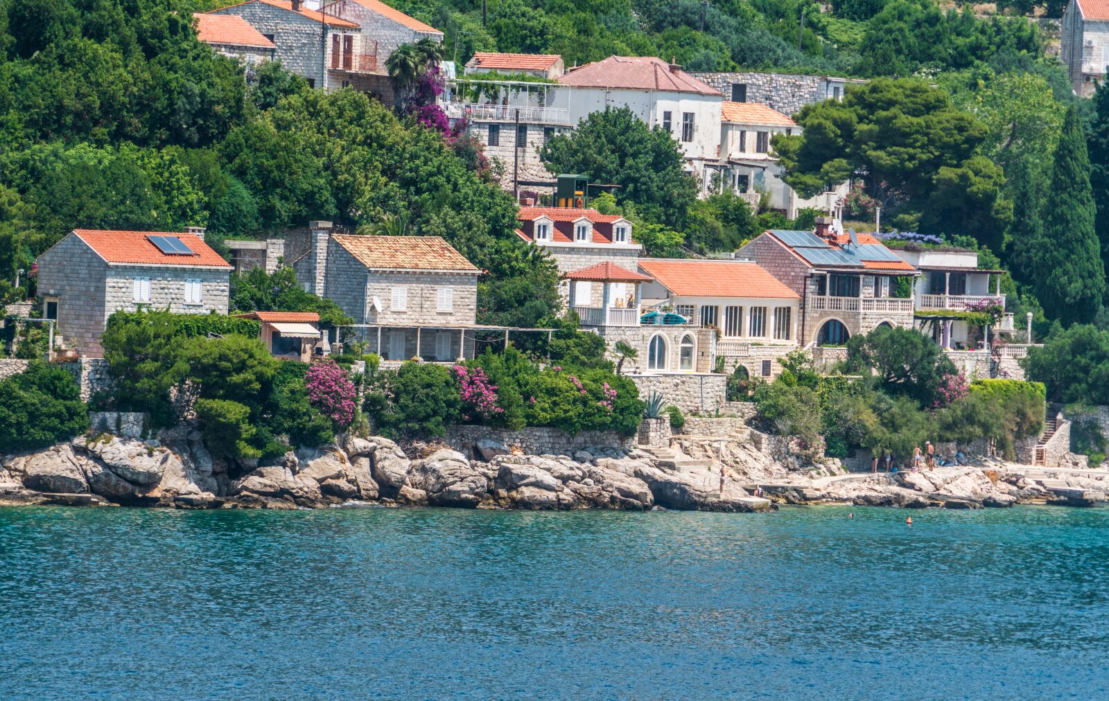 Sony a7R II + Sony FE 24-240mm F3.5-6.3 OSS sample photo. Croatia, dubronvik, coastline photography