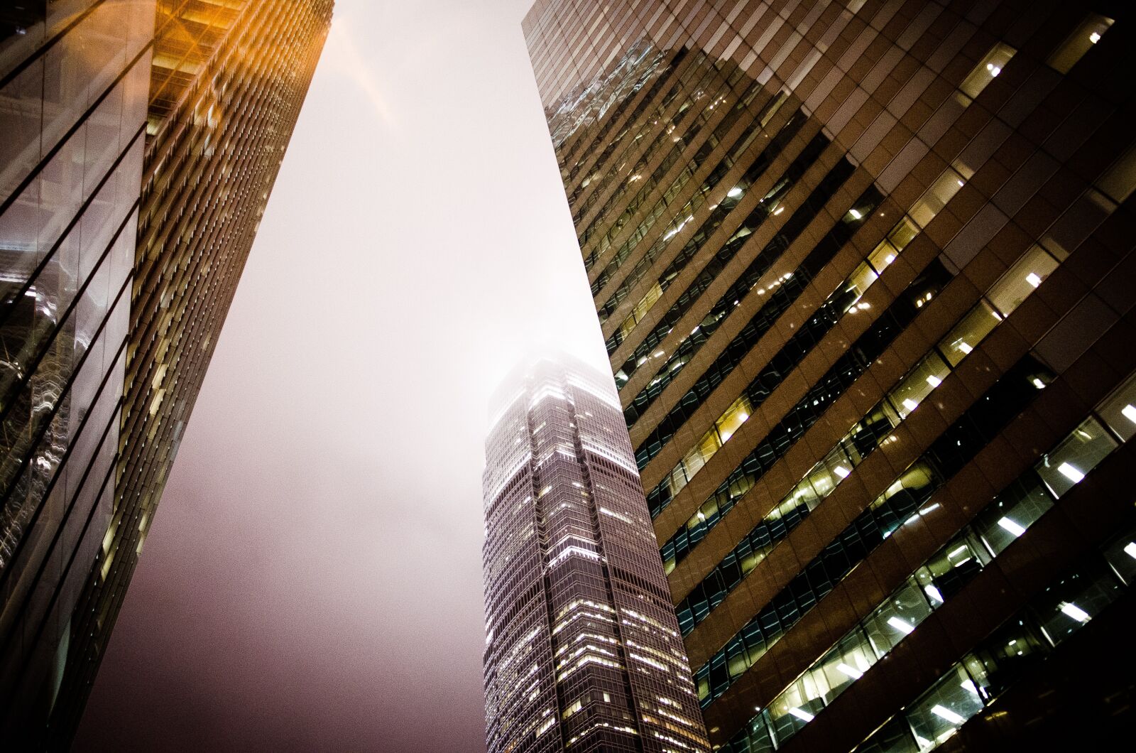 Nikon D7000 sample photo. City, skyscrapers, fog photography
