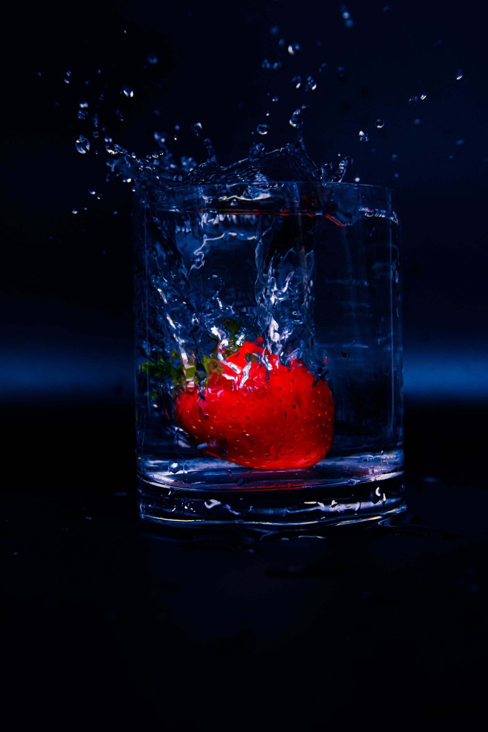 Nikon D850 sample photo. Splash, summer, strawberry photography