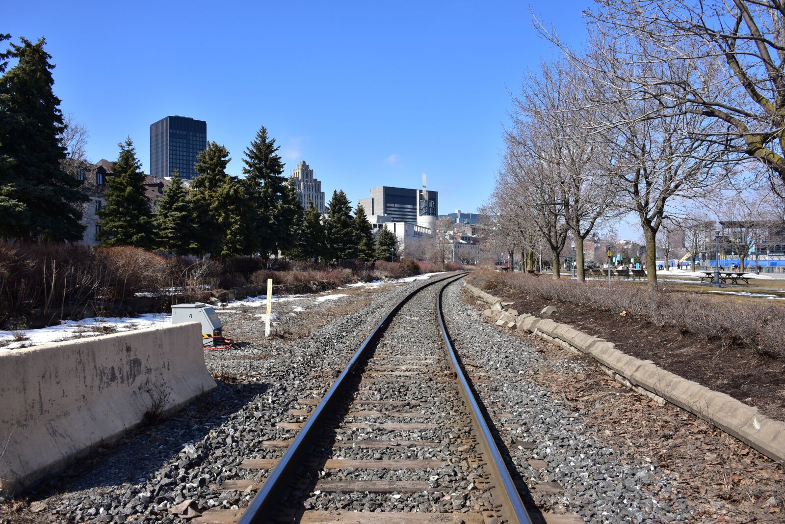 Nikon D7200 sample photo. Railroad, train track, railway photography