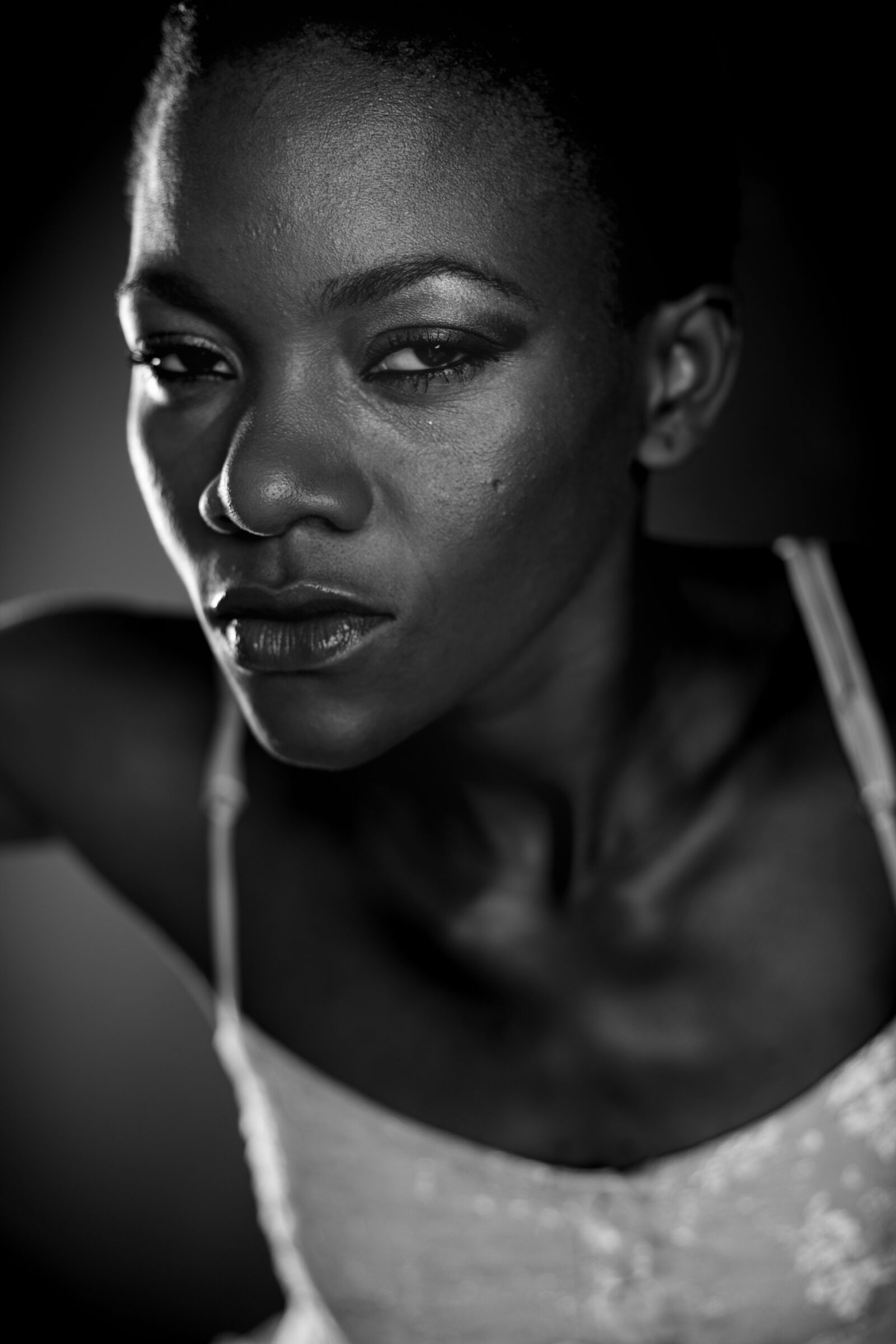 Canon EF 50mm F1.8 II sample photo. Model, black, black and photography