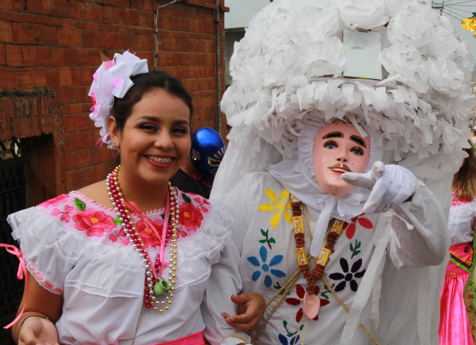 Canon EF-S 18-135mm F3.5-5.6 IS sample photo. Mexico, festival, mexican photography