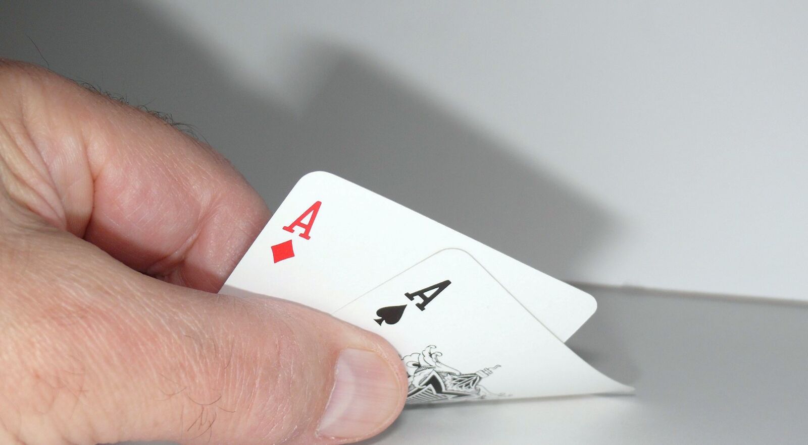 Leica V-LUX 1 sample photo. Poker, ace, gambling photography