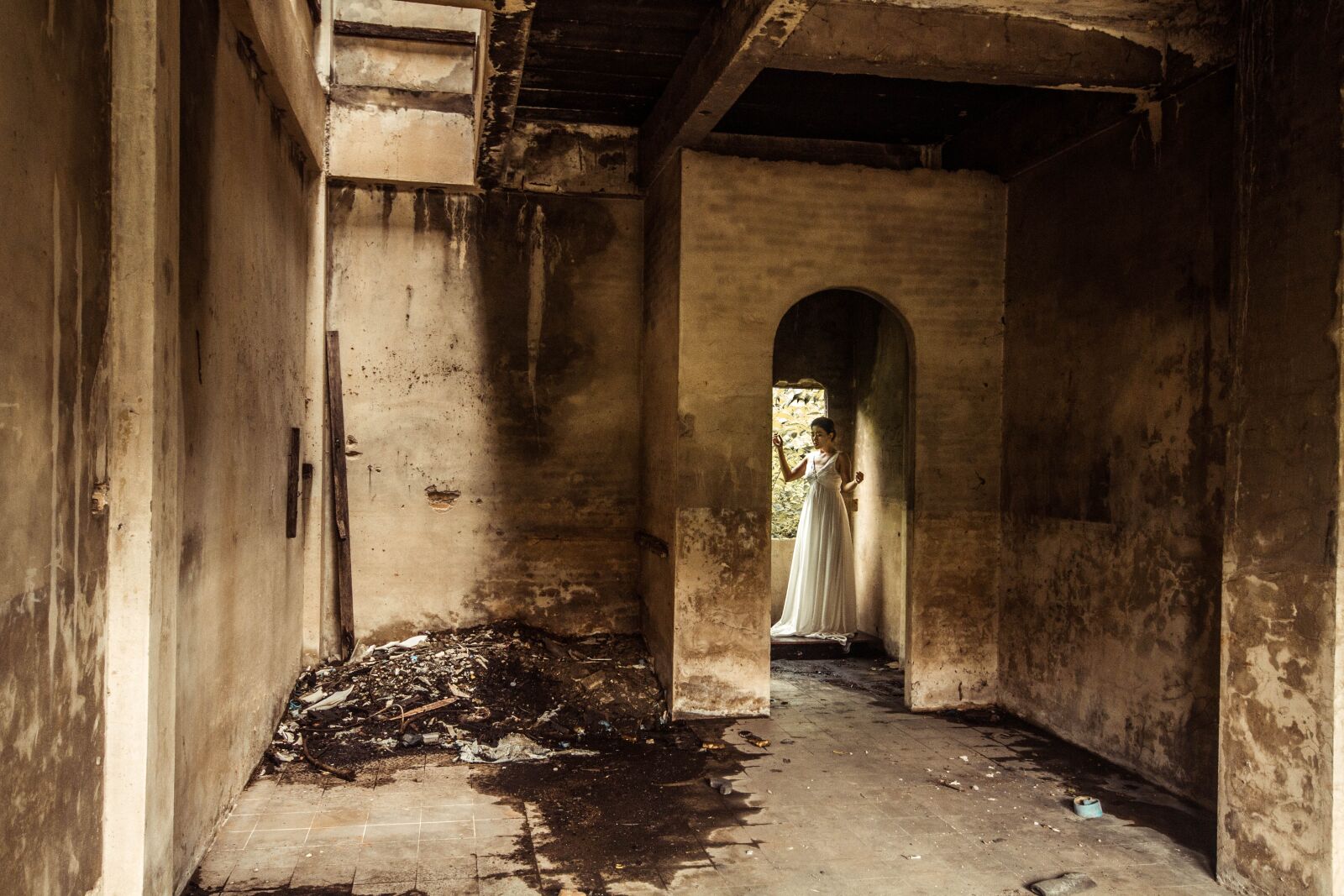 Canon EOS 7D sample photo. Waste, girl, scare photography